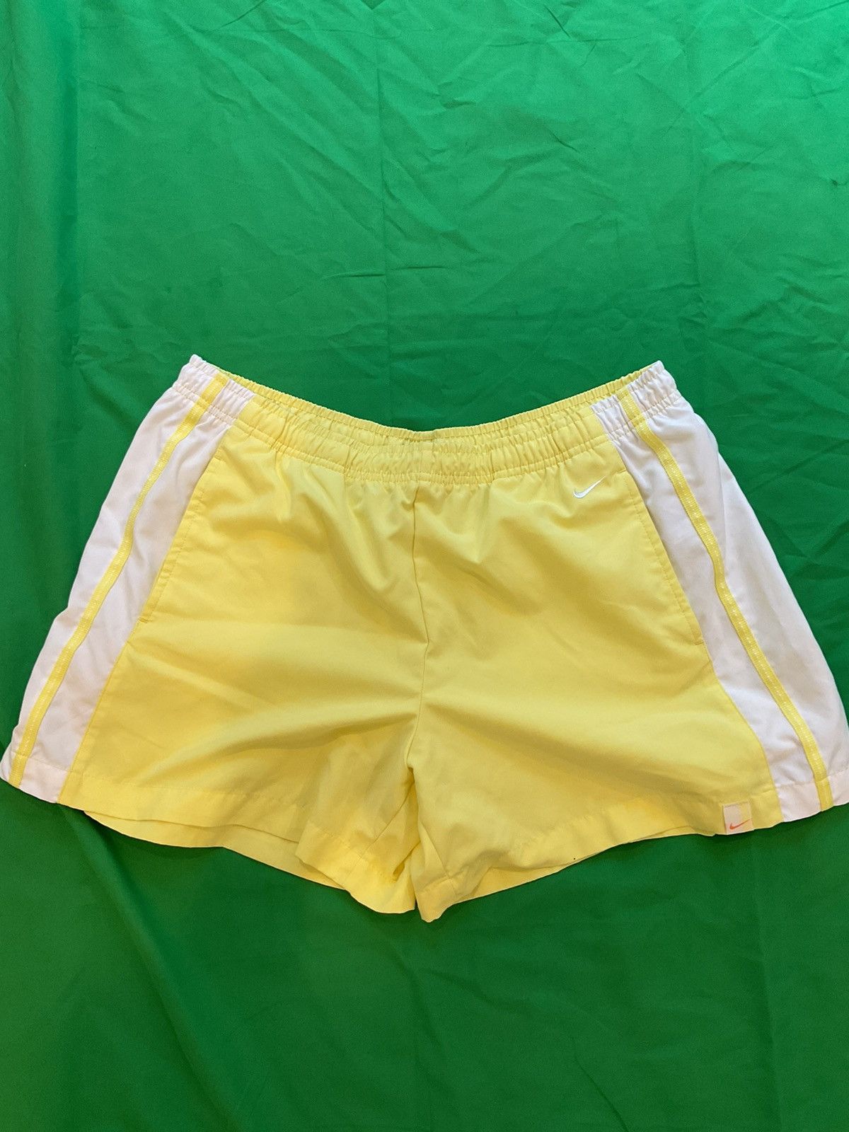 Nike × Vintage Vintage Nike shorts Size US 32 / EU 48 - 1 Thumbnail