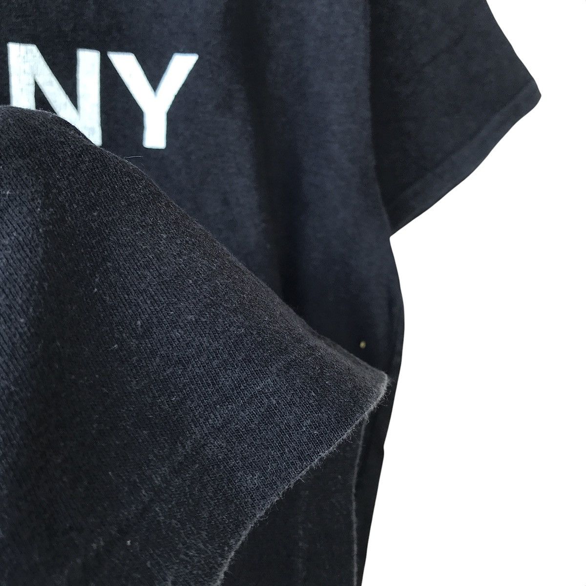 DKNY × Vintage Donna Karan New York DKNY Vintage 90s USA Girls Tee Size ONE SIZE - 4 Thumbnail