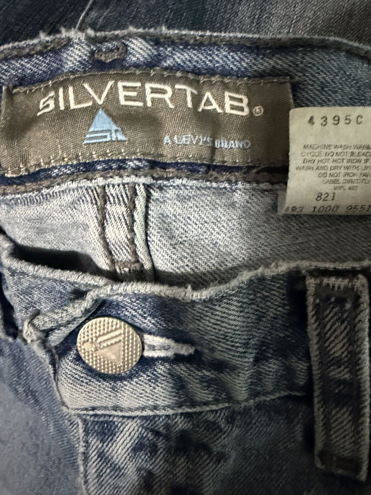Levi's VTG Levi’s Silvertab Y2K Relaxed Fit Light Wash Jeans 32x32 Size US 32 / EU 48 - 5 Thumbnail