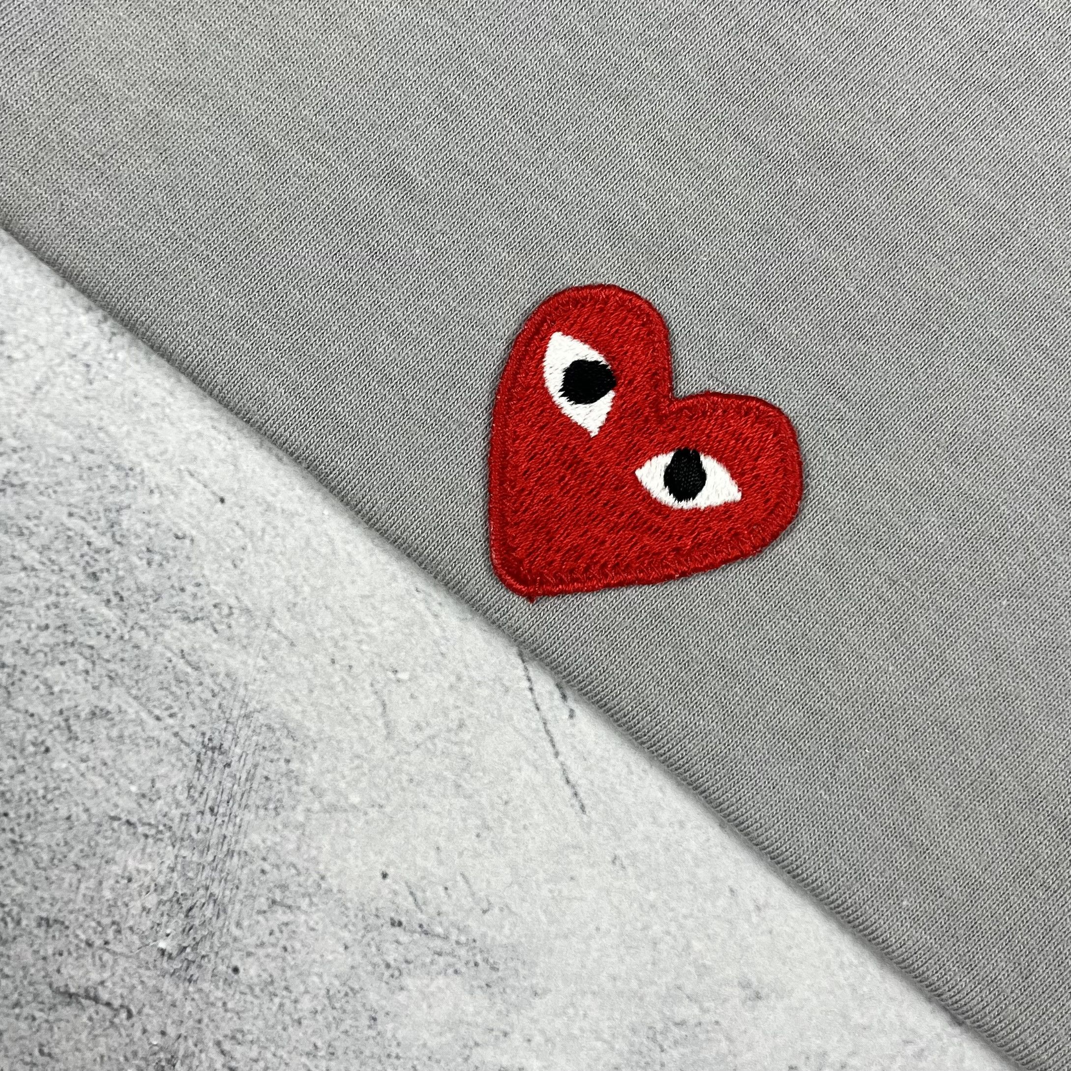 Comme des Garcons Comme Des Garçons Heart Logo T Shirt Size US L / EU 52-54 / 3 - 6 Thumbnail