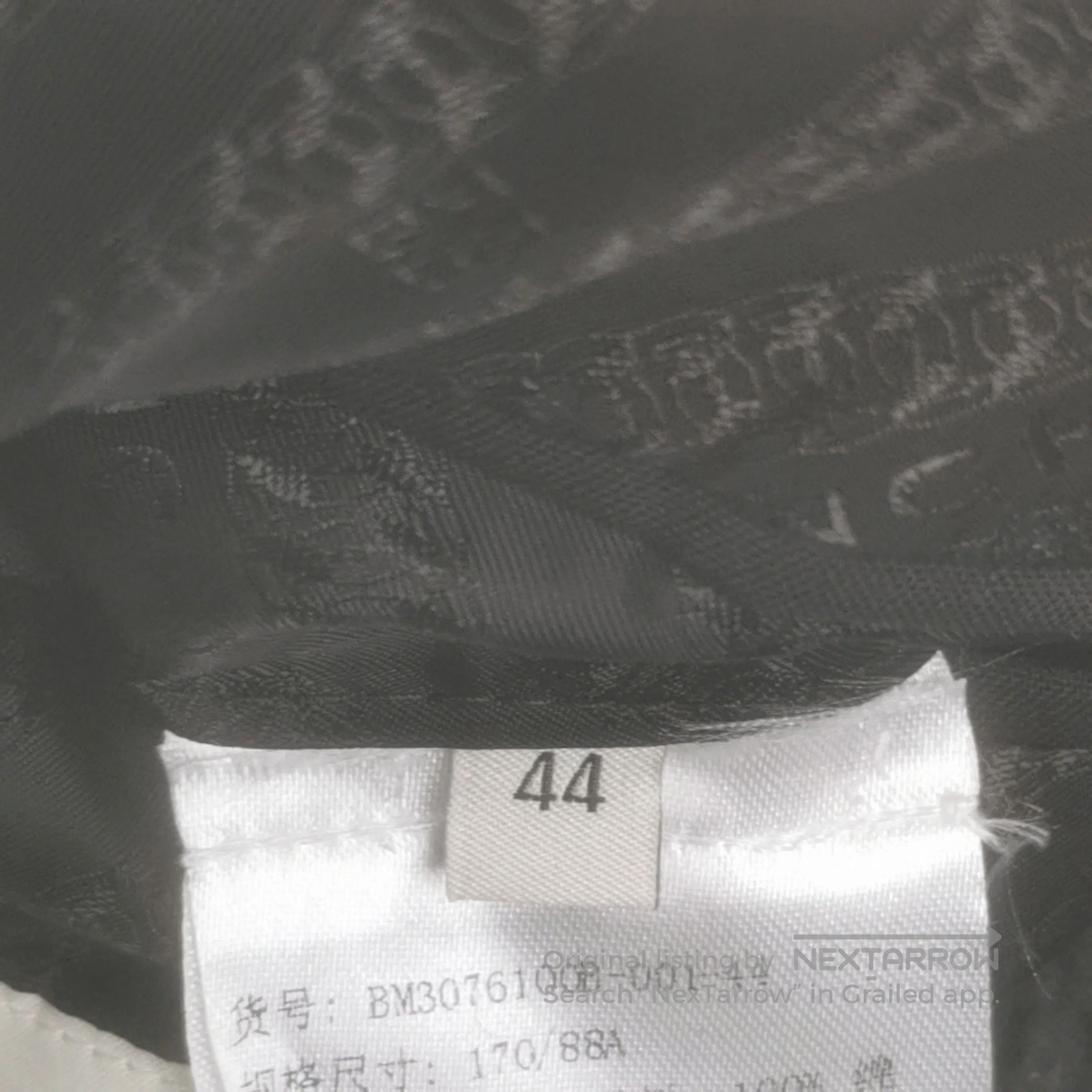 Givenchy Givenchy Black Blazer with Gold Buttons. Size US S / EU 44-46 / 1 - 5 Thumbnail