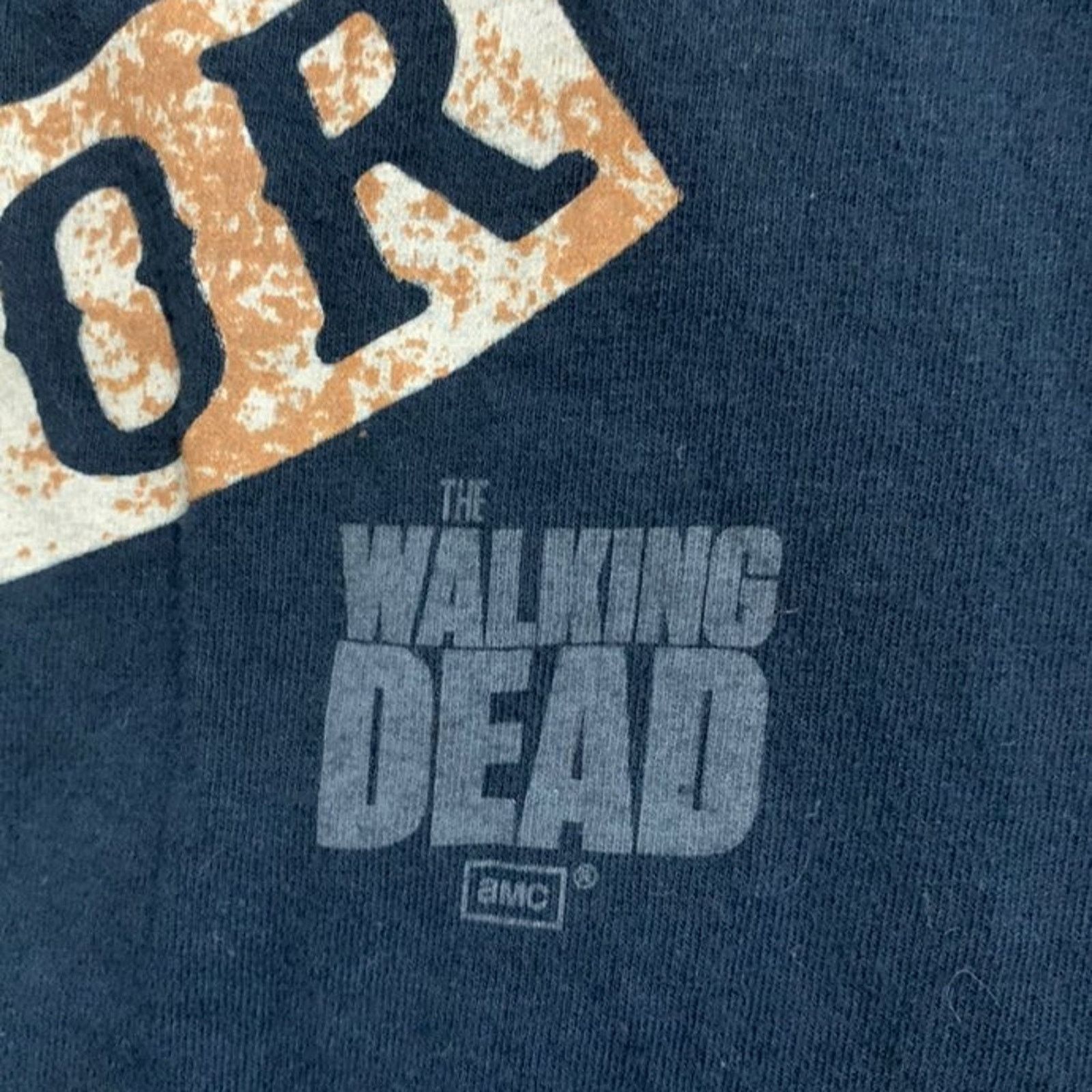 Gildan The Walking Dead Survivor T-Shirt Men's Size XL Black Cotton Size US XL / EU 56 / 4 - 3 Thumbnail
