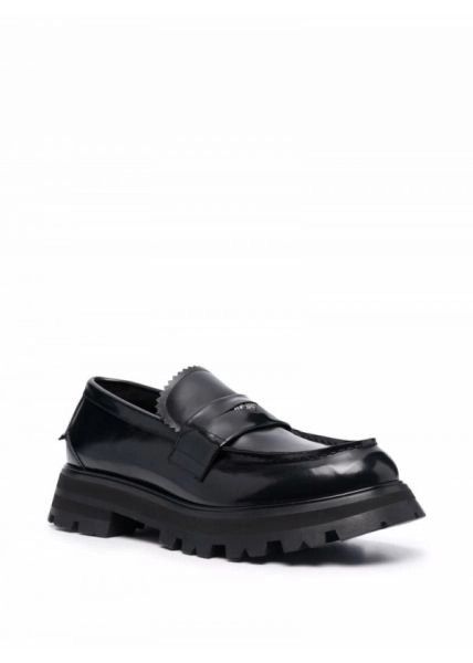 Alexander McQueen o1w1db10725 Seal Logo Loafer in Black Size US 10 / EU 43 - 2 Thumbnail