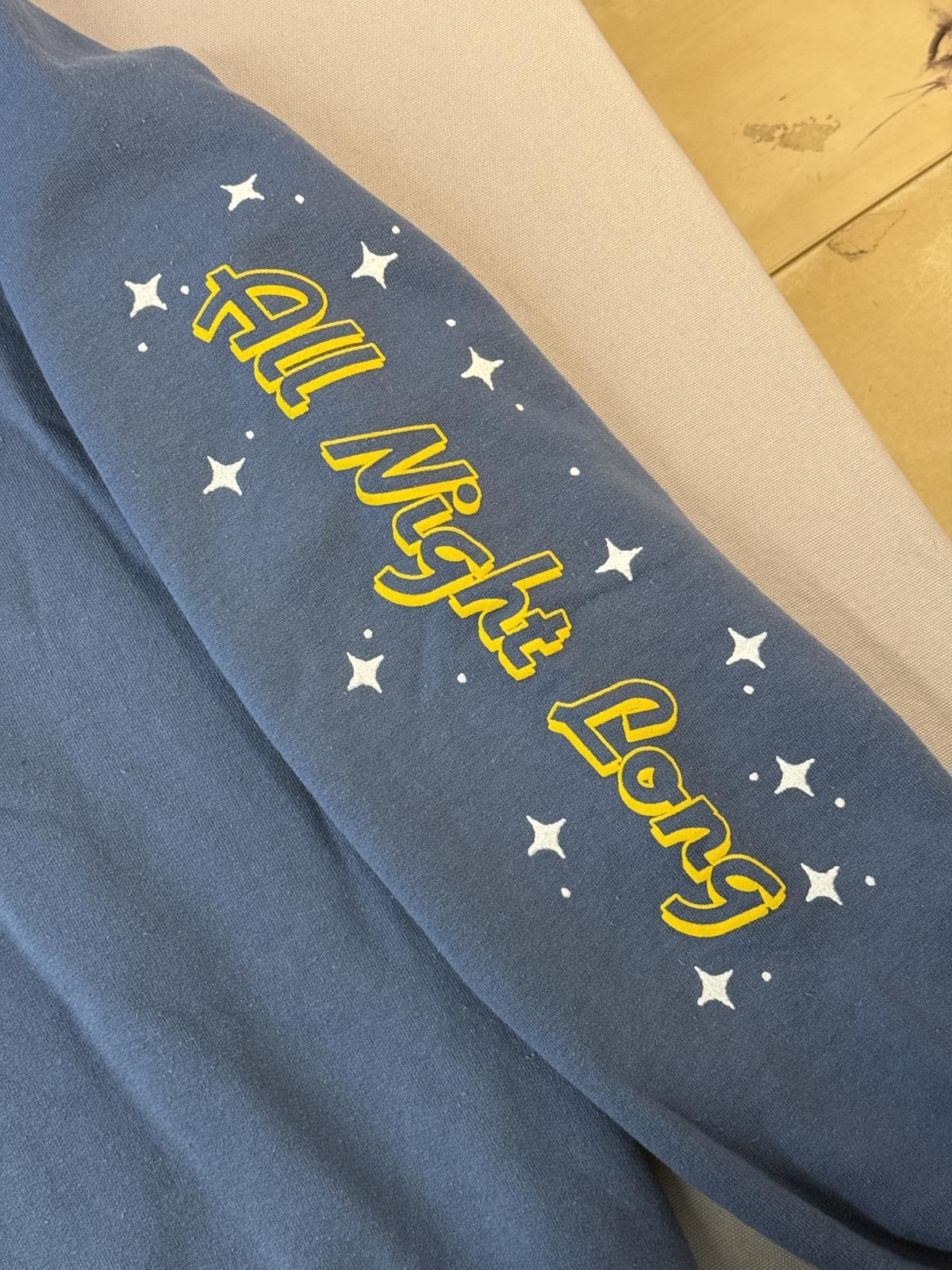 Designer Lionel Richie Tour Crewneck All Night Long Tour Crewneck M Size US M / EU 48-50 / 2 - 5 Thumbnail