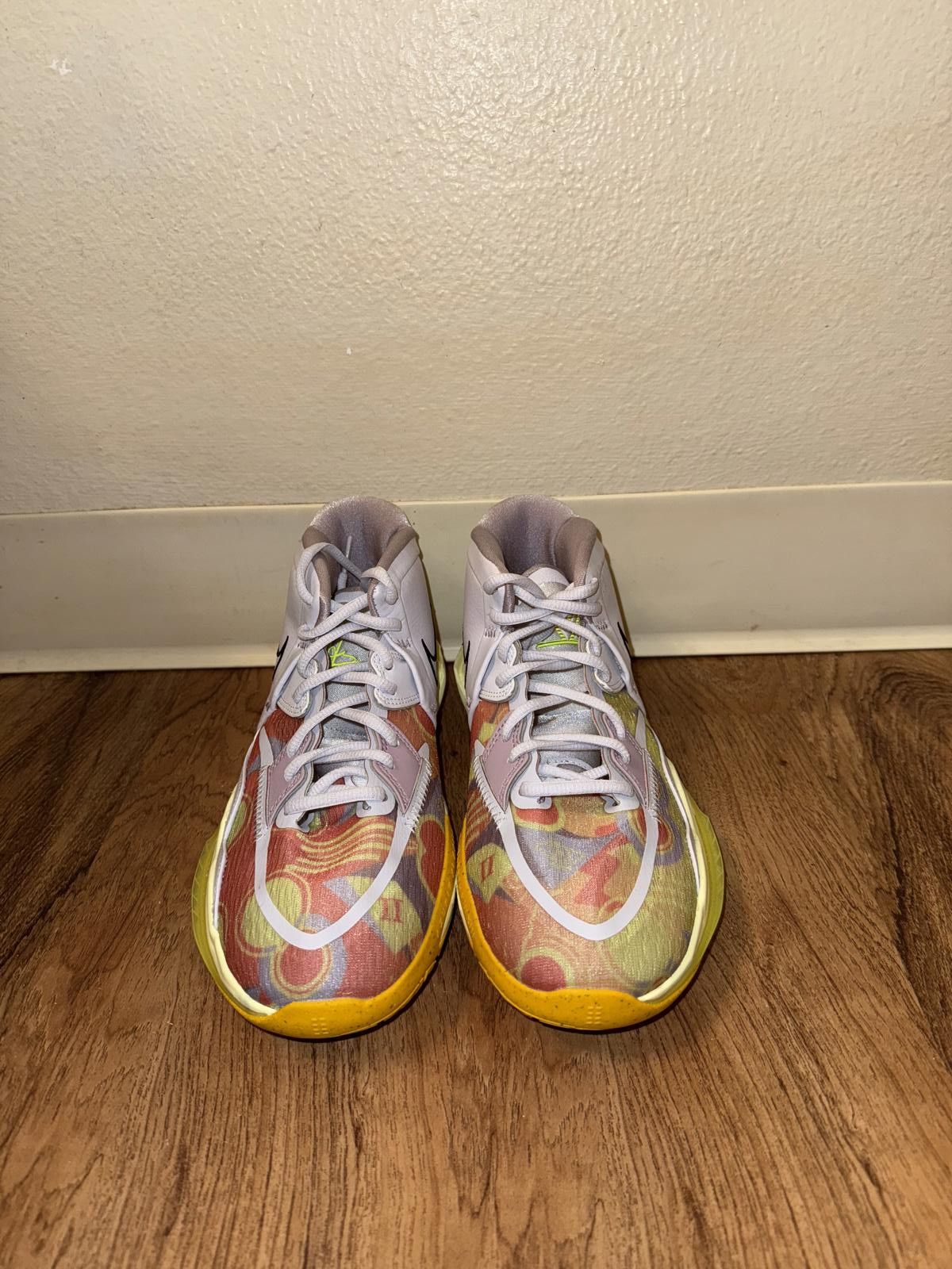 Nike Nike Kyrie Infinity Pyramid (GS) Size US 6.5 / EU 39-40 - 4 Thumbnail