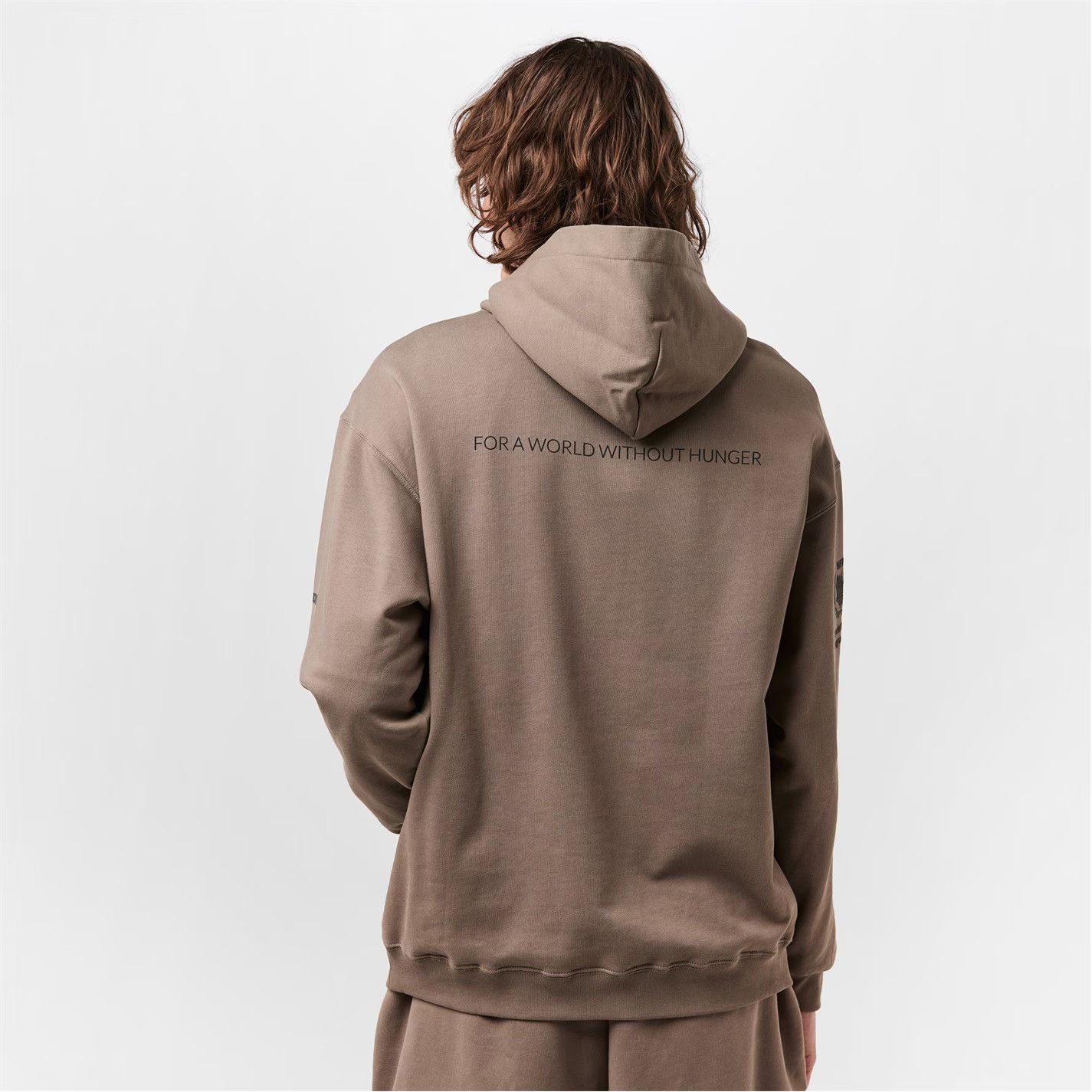 Balenciaga o1g2r1mq0226 Pull Over Relaxed Fit Hoodie In Taupe Size US M / EU 48-50 / 2 - 4 Thumbnail
