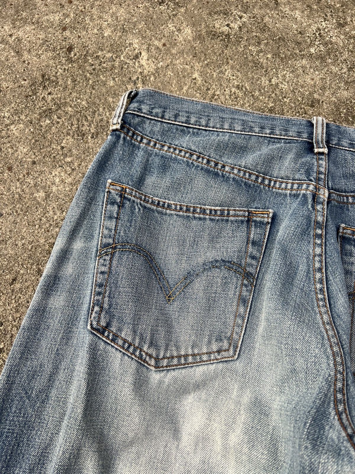 Levi's Vintage Levis 544 Distressed Baggy Jean Size US 32 / EU 48 - 19 Thumbnail