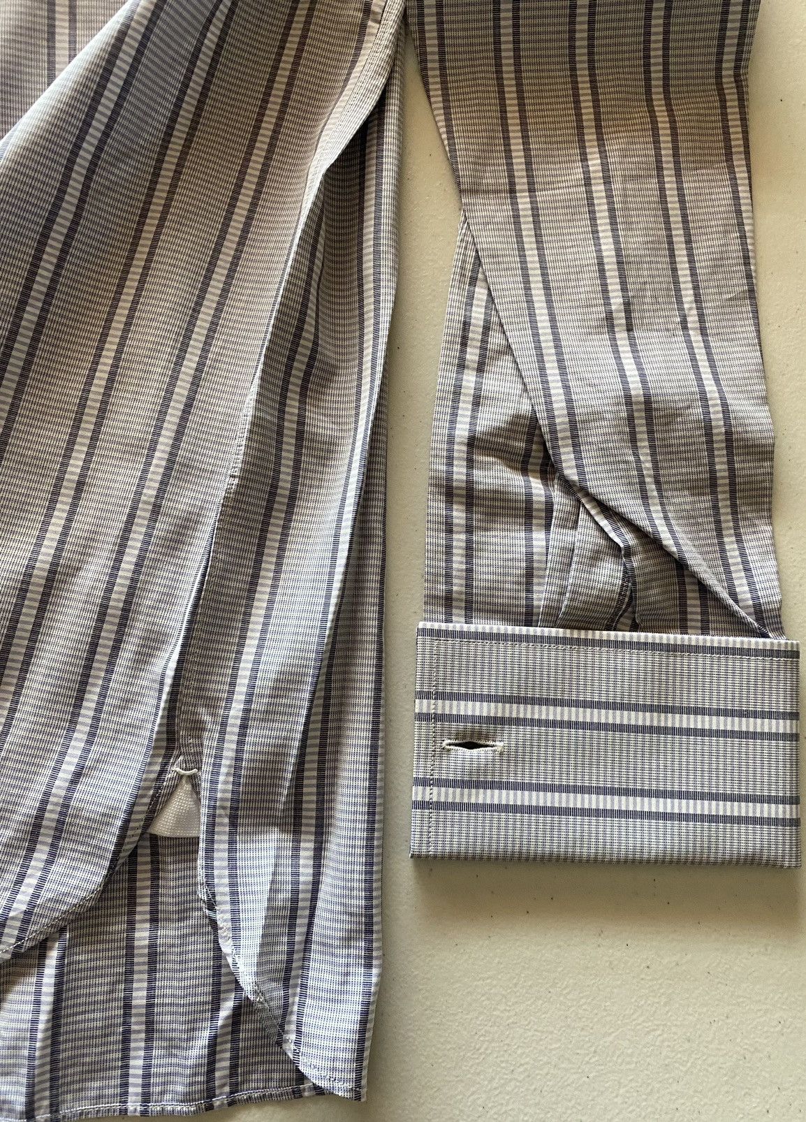 Tom Ford Tom Ford bluish grey French cuff shirt 16.5 42e NEW Size US L / EU 52-54 / 3 - 3 Thumbnail