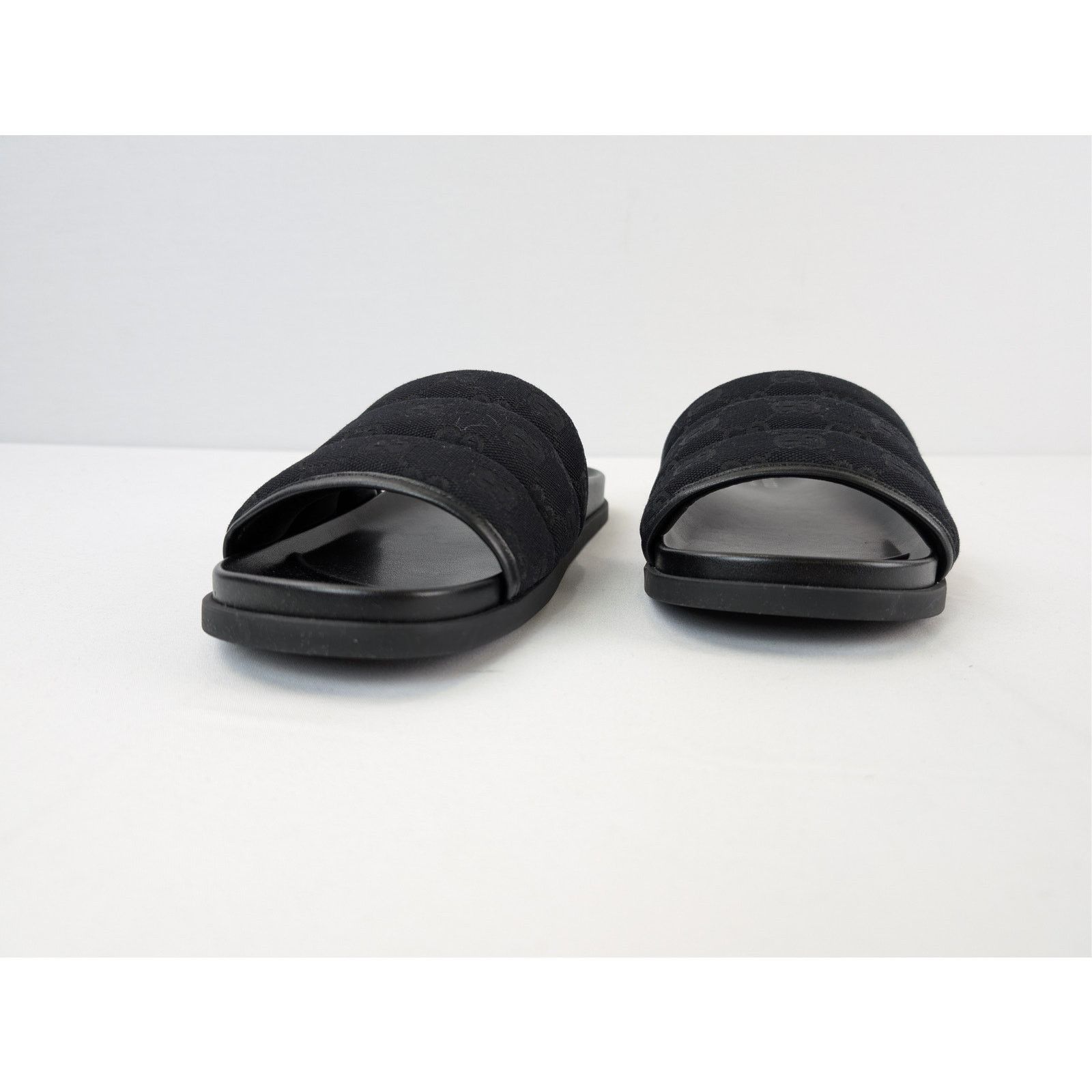 Gucci o1rshd1 Q:2 / Men's Padded mules with GG pattern Slippers Size US 10.5 / EU 43-44 - 7 Thumbnail