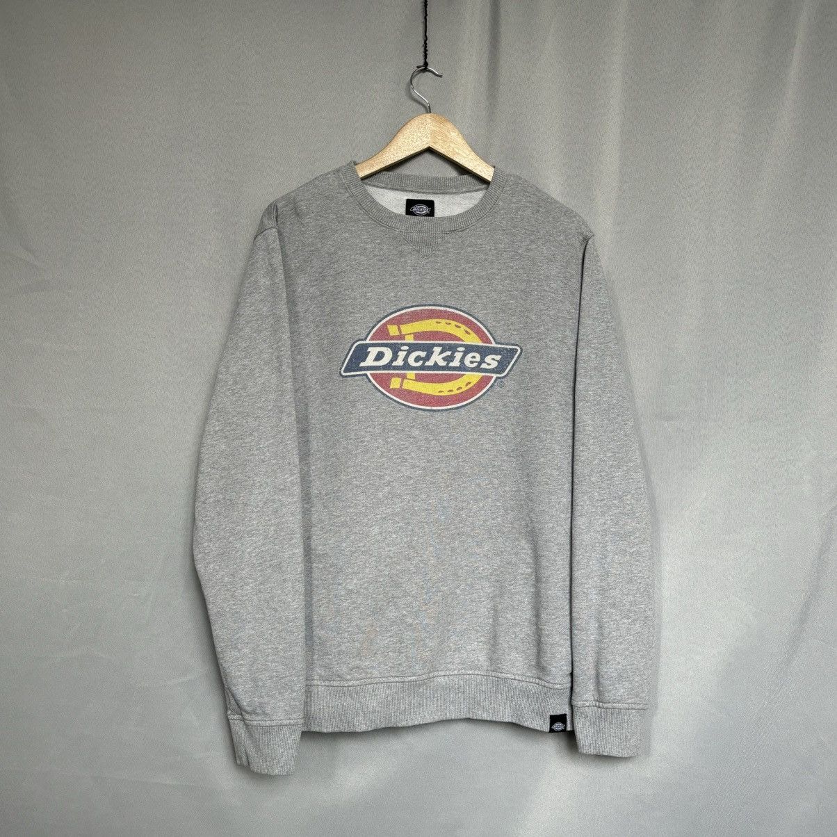 Dickies Dickies big logo sweatshirt grey large streetwear rare Size US L / EU 52-54 / 3 - 1 Thumbnail
