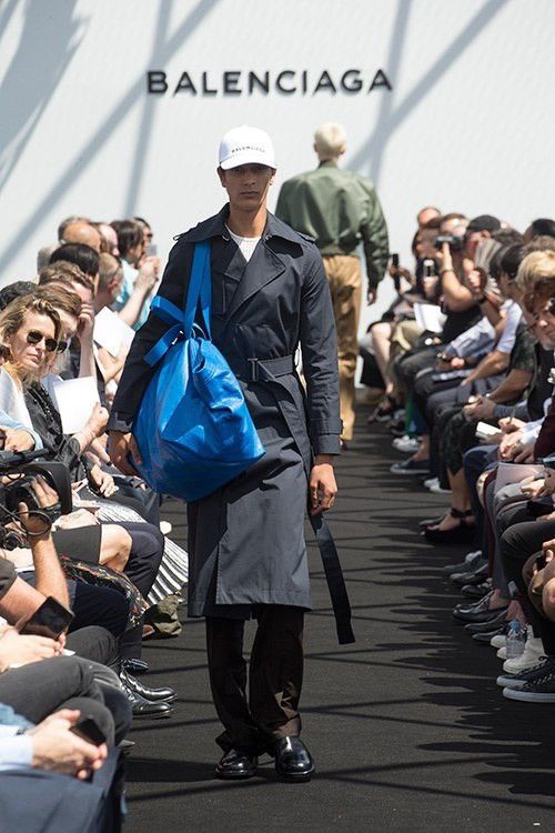 Balenciaga BALENCIAGA 17SS Lamb Leather IKEA Inspired 2way Tote Bag Size ONE SIZE - 2 Thumbnail