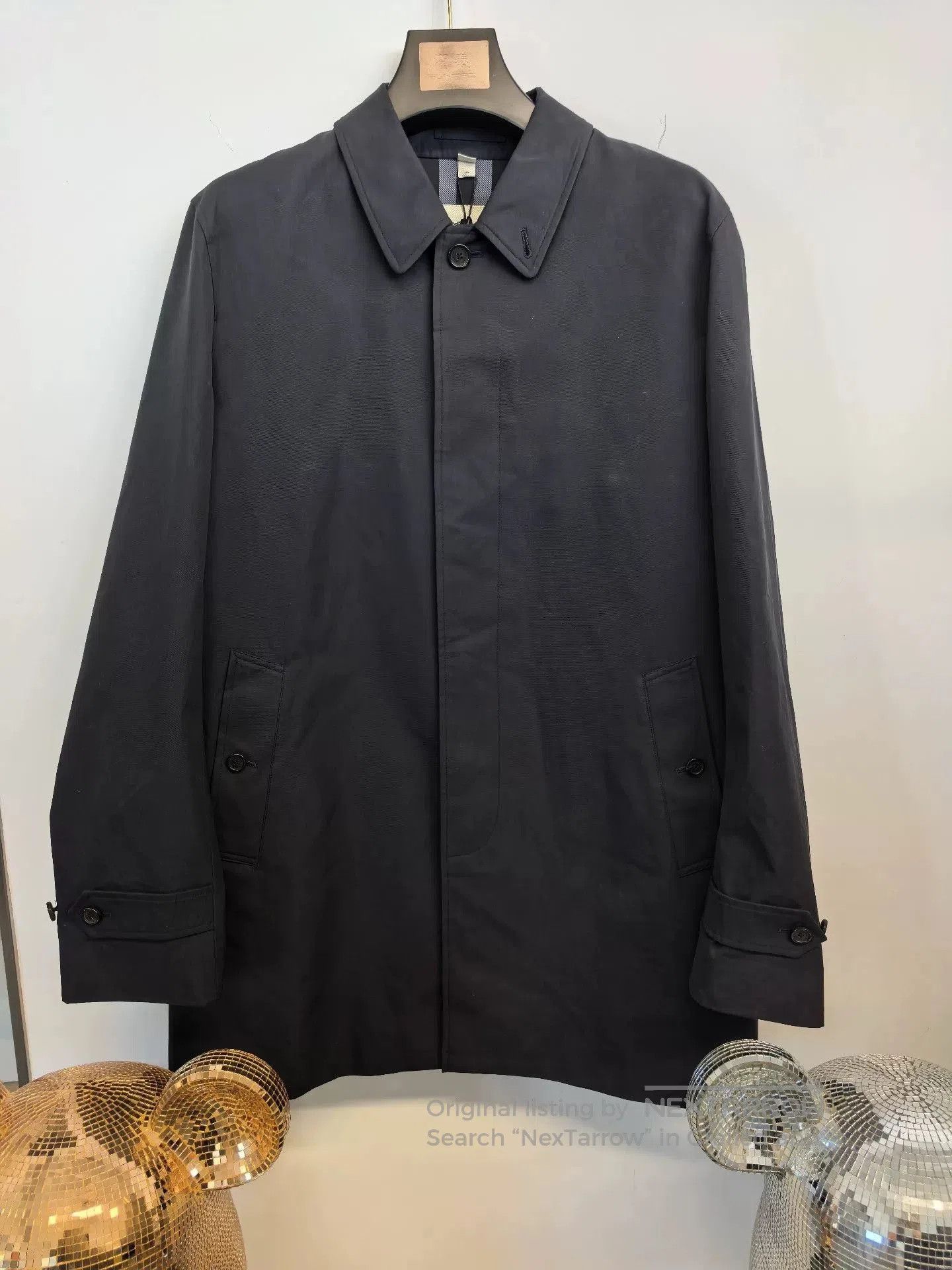 Burberry Burberry Men's Trench Coat in Black. Size US M / EU 48-50 / 2 - 1 Thumbnail