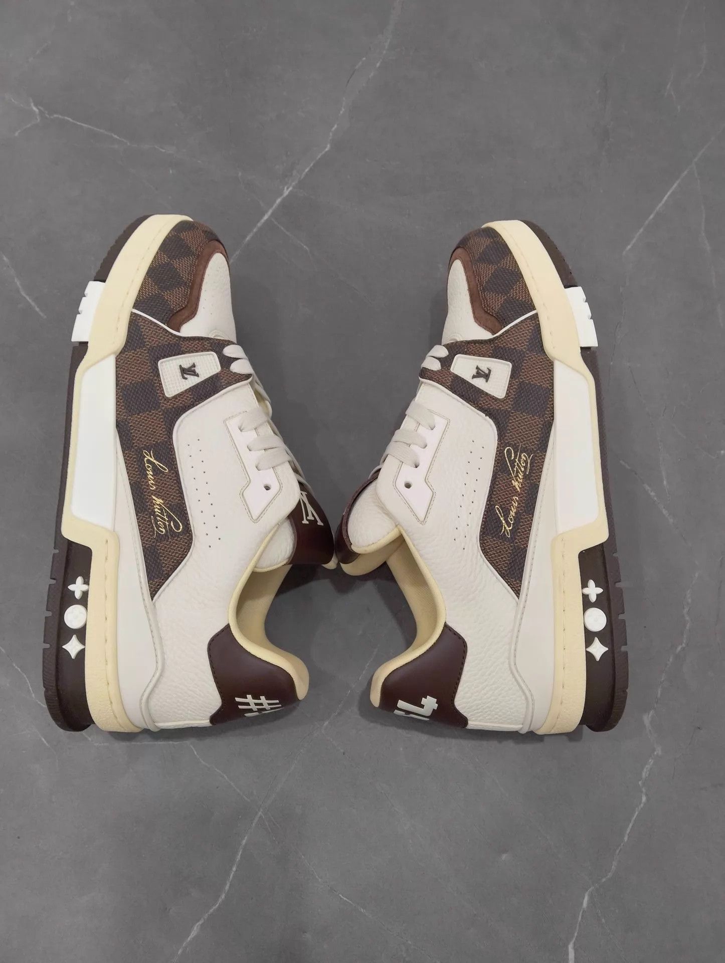 Louis Vuitton LV Trainer Damier White Brown Black 42.5 Size US 9.5 / EU 42-43 - 3 Thumbnail