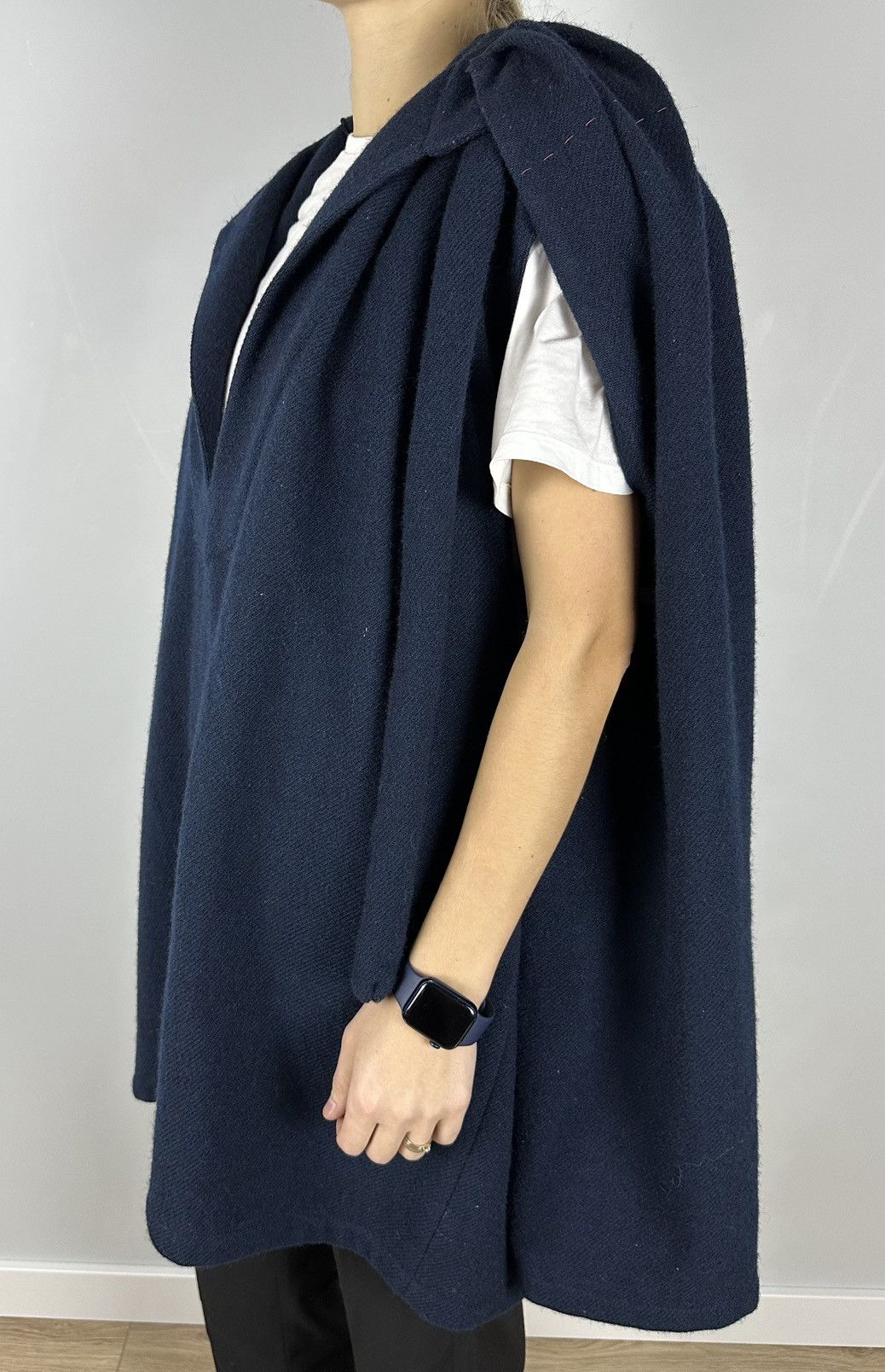 Maison Margiela Maison Margiela Knit Poncho Cape Check Design Wool OS Rare Size S / US 4 / IT 40 - 2 Thumbnail