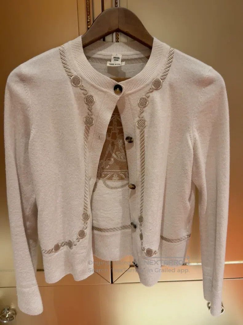 Hermes Hermes Cashmere cardigan Size XS / US 0-2 / IT 36-38 - 1 Thumbnail