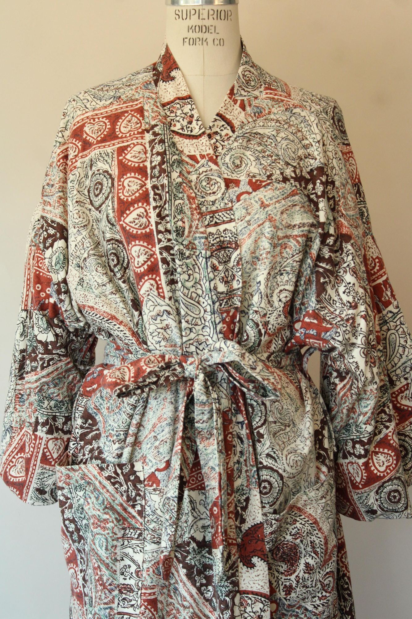 Vintage Vintage 1960s 1970s Robe with Pockets, Roytex Terrycloth Hou Size ONE SIZE - 3 Thumbnail