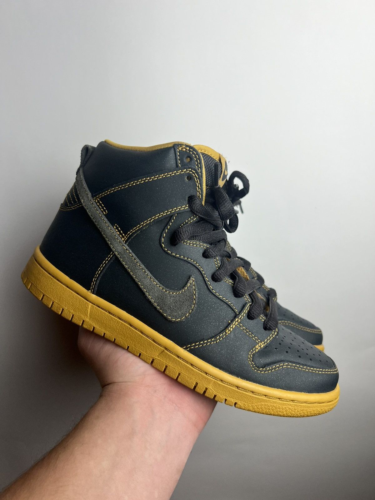 RARE Nike SB Dunk High Golden Straw Anthracite