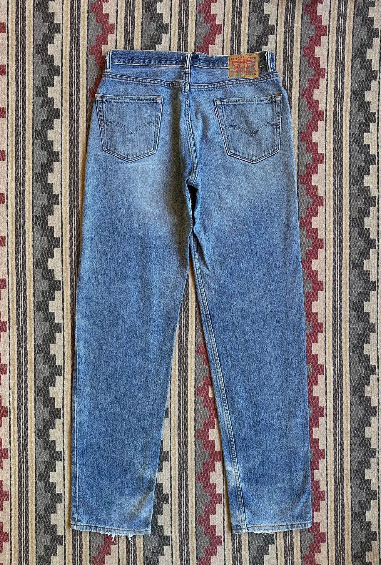 Levi's Levi's A VINTAGE FIT 505 Remade Heavy Washed Denim W33L32 Size US 33 - 2 Thumbnail