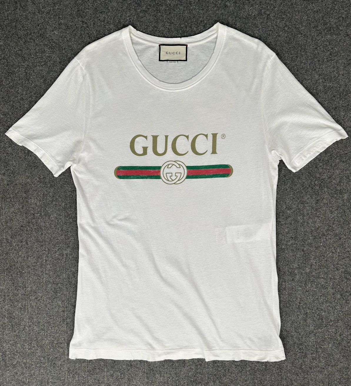 Gucci Gucci - Classic Logo Distressed - Short Sleeve Shirt - White Size US M / EU 48-50 / 2 - 1 Thumbnail
