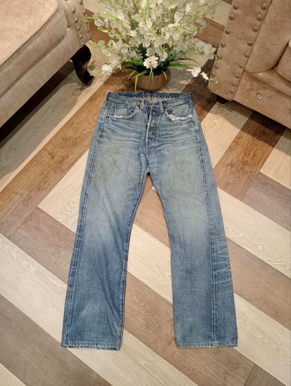 Levi's Vintage Clothing VINTAGE LEVI'S 501 REDLINE HIDDEN RIVETS CAPITAL E JEANS Size US 30 / EU 46 - 1 Thumbnail