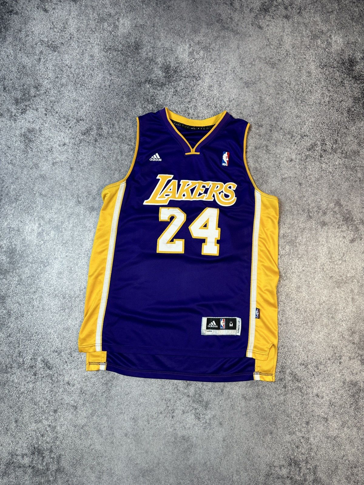 Adidas × NBA Vintage Adidas Lakers basketball Jersey 24 Bryant Sportswear Size US XS / EU 42 / 0 - 1 Thumbnail