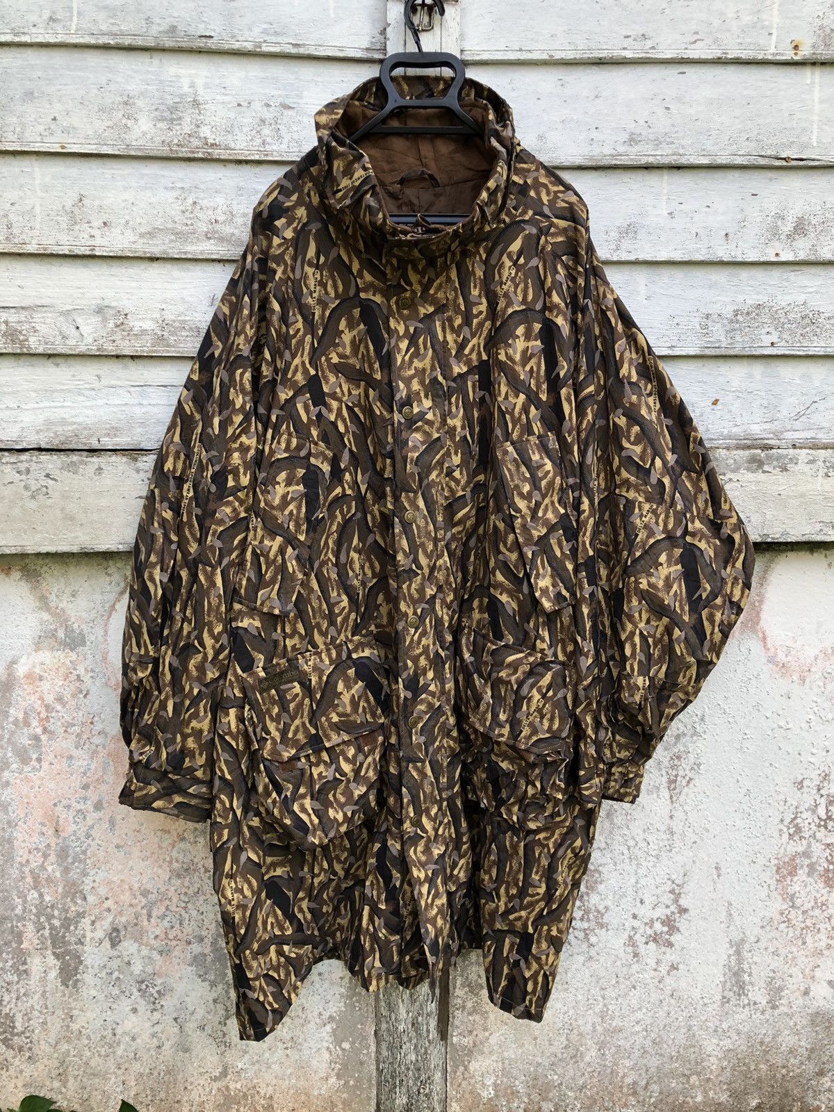 image of Vintage Oversized Columbia Men Delta Marsh Camo Raincoat (Size 2XL)