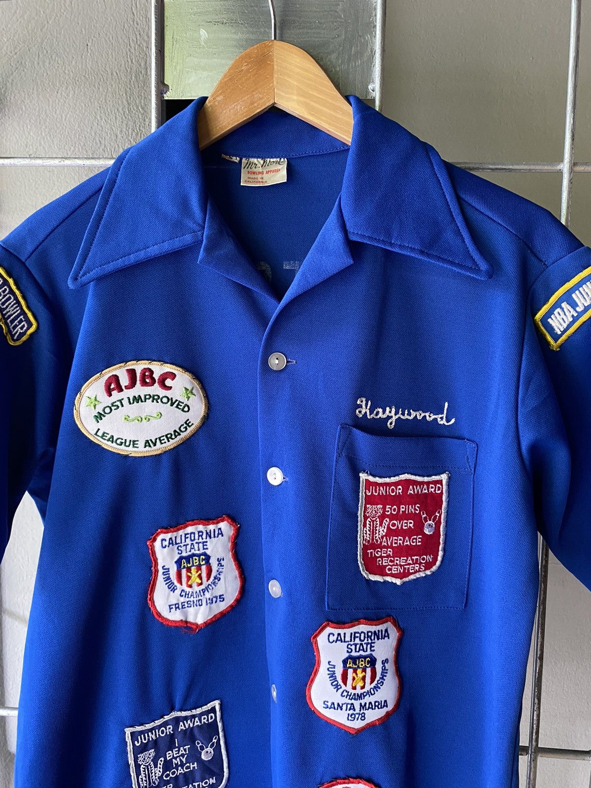 Designer × Vintage Mr. More Blue Short-Sleeve Shirt with Embroidered Patch Size US S / EU 44-46 / 1 - 10 Thumbnail