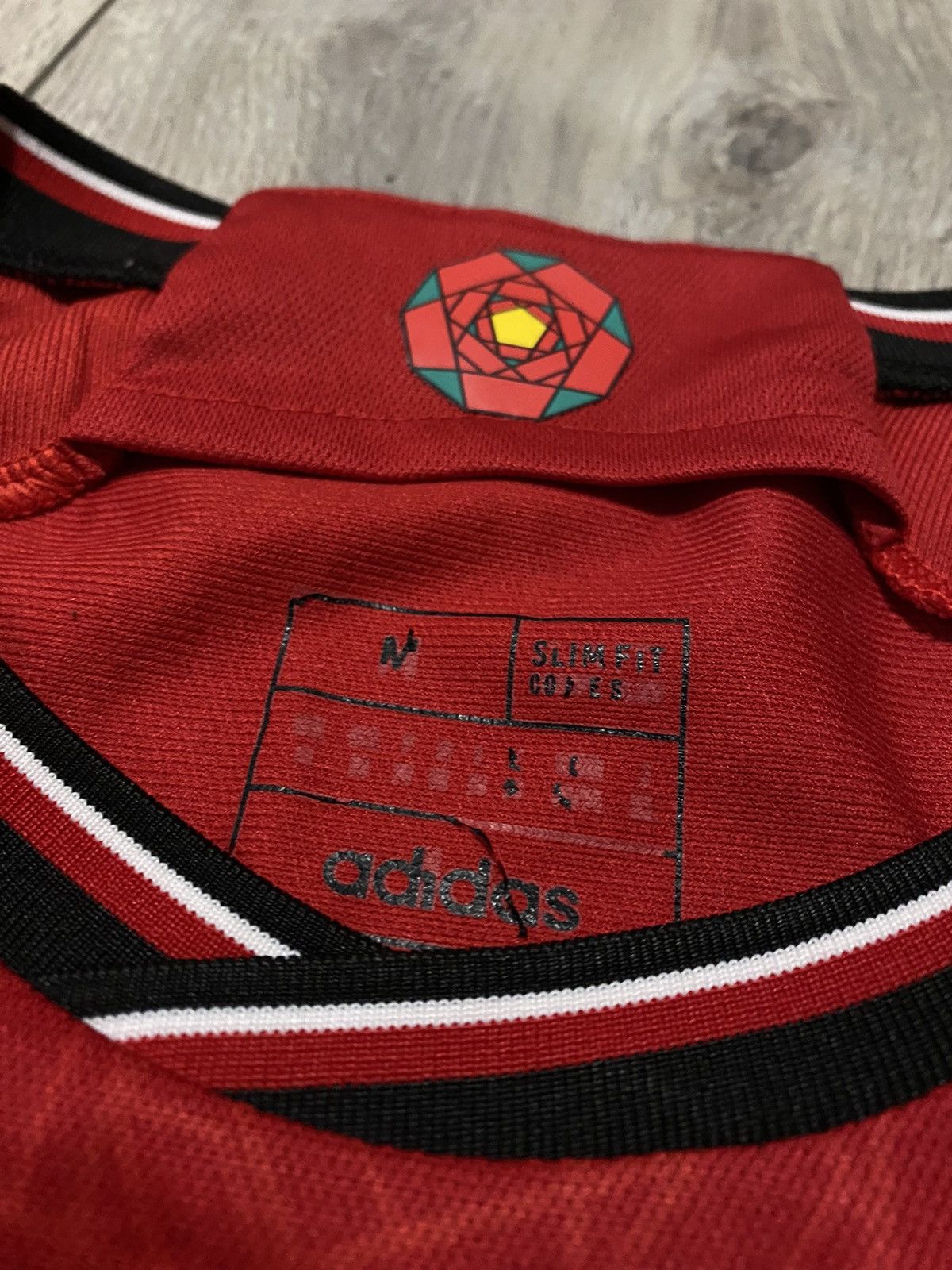 Adidas Adidas Manchester United 2023/24 Home Red Jersey Soccer Y2K Size US M / EU 48-50 / 2 - 3 Thumbnail