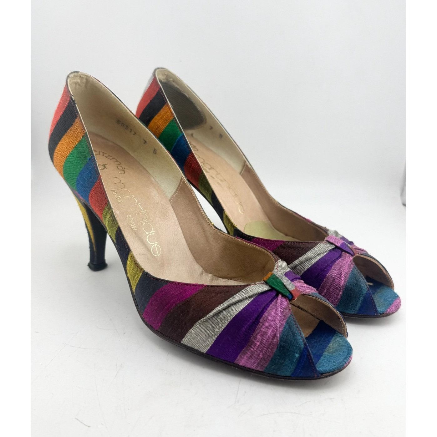 Stuart Weitzman Stuart Weitzman martinique vintage rainbow stripe pump heels Size US 7 / IT 37 - 1 Thumbnail