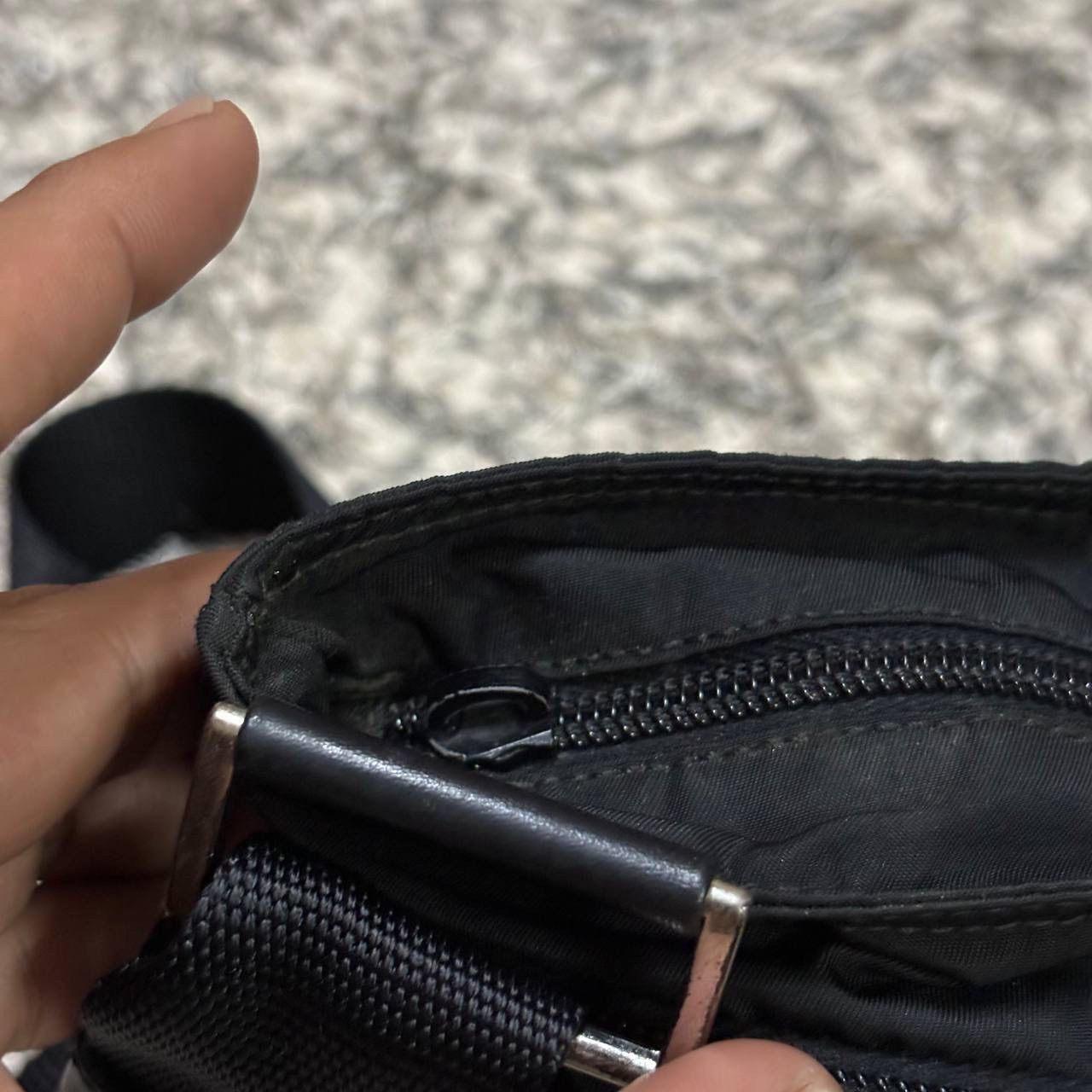 Prada Prada Vintage Black Nylon Messenger Bag V160 Flat Crossbody Size ONE SIZE - 13 Thumbnail