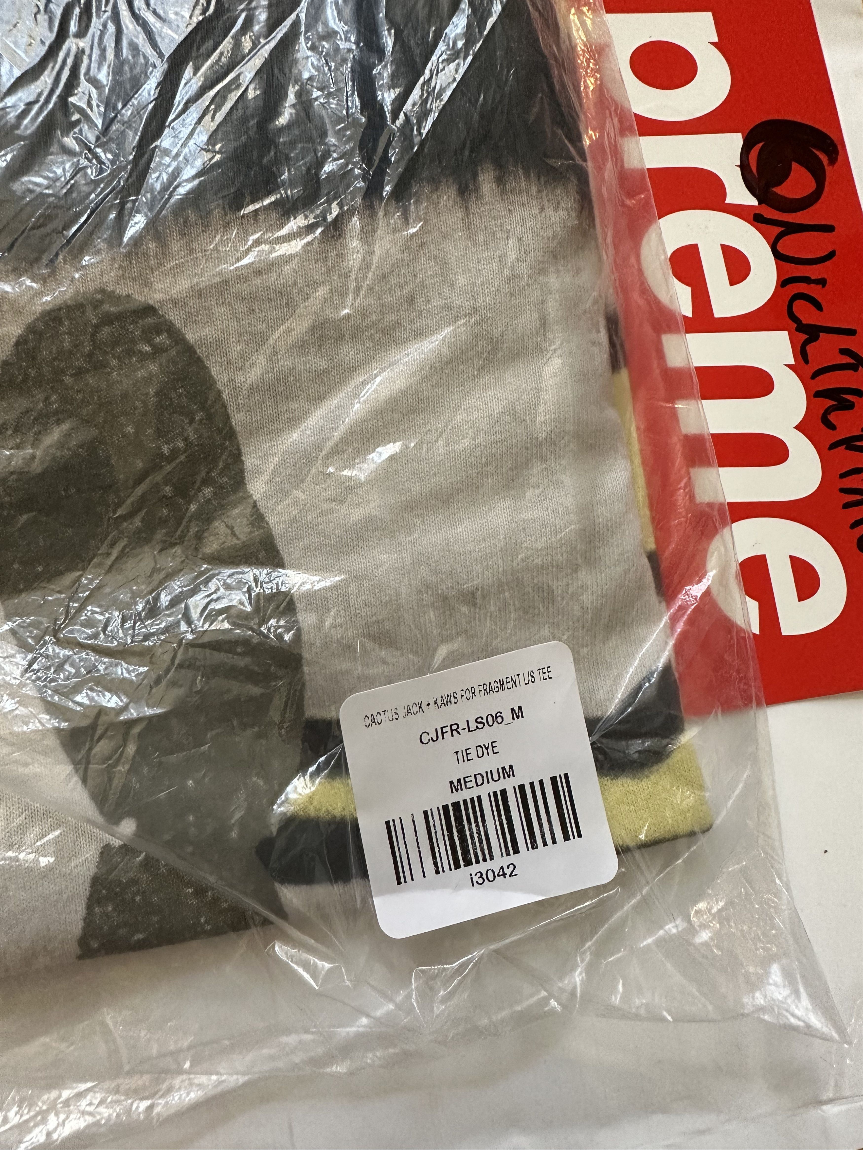 Fragment Design × Kaws × Travis Scott For Fragment L/S Tee Size US M / EU 48-50 / 2 - 2 Thumbnail
