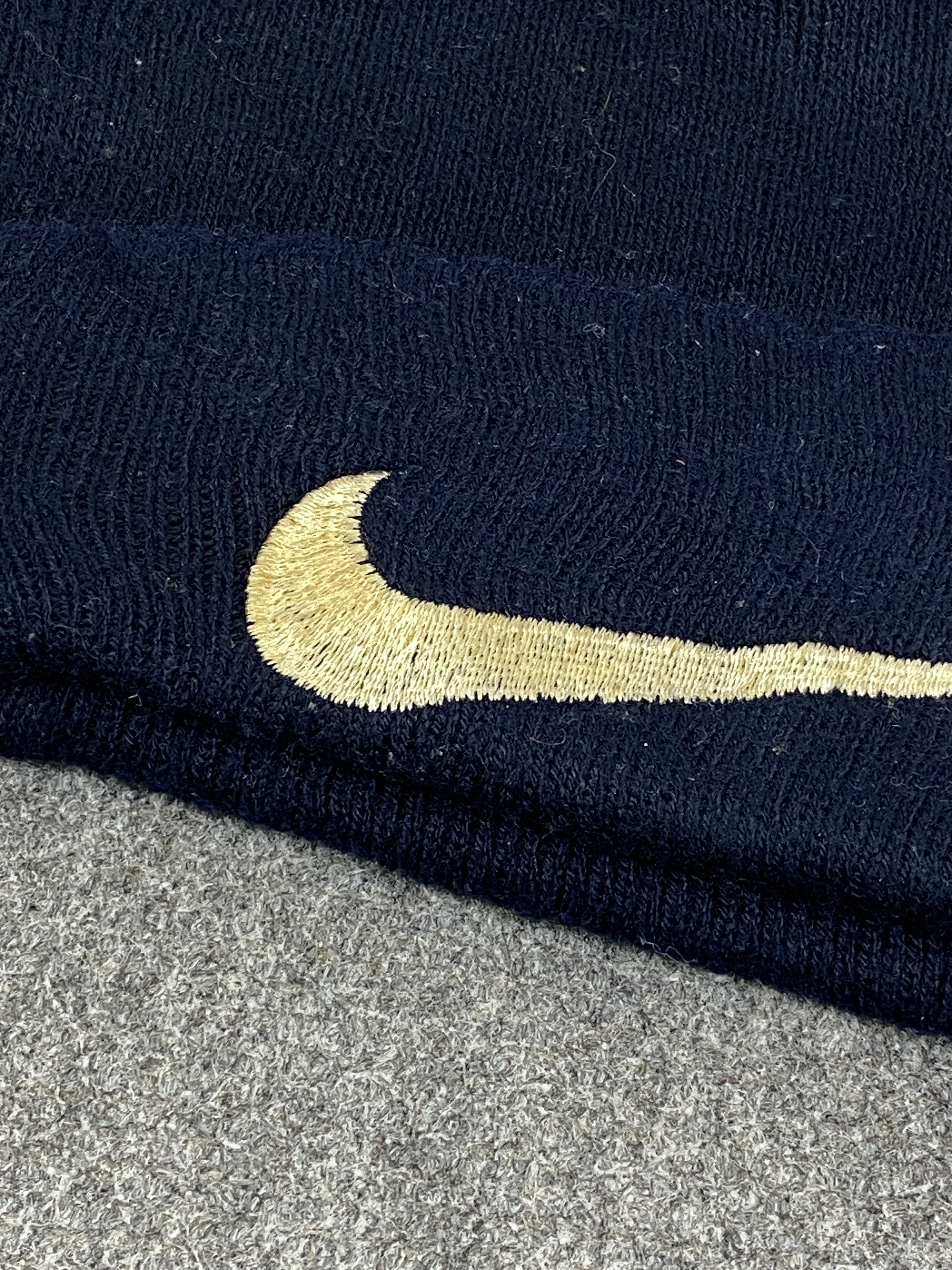 Nike Vintage 90s Nike Swoosh Beanie Winter Hat / Snow Cap BA0078 Size ONE SIZE - 6 Thumbnail