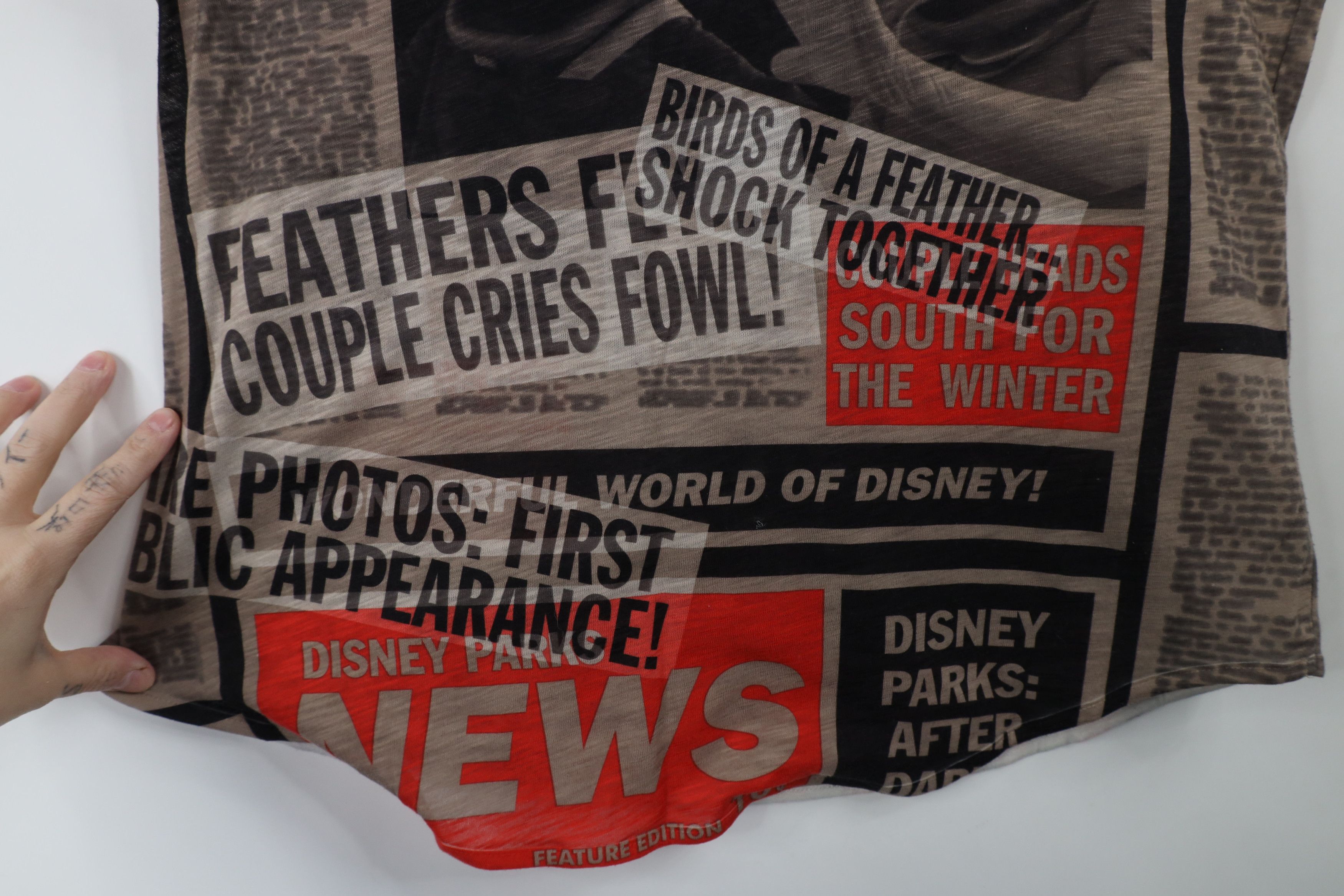 Disney × Vintage Vintage Y2K Disney Park Original Mickey Minnie Print T-Shirt Size XL / US 12-14 / IT 48-50 - 9 Thumbnail