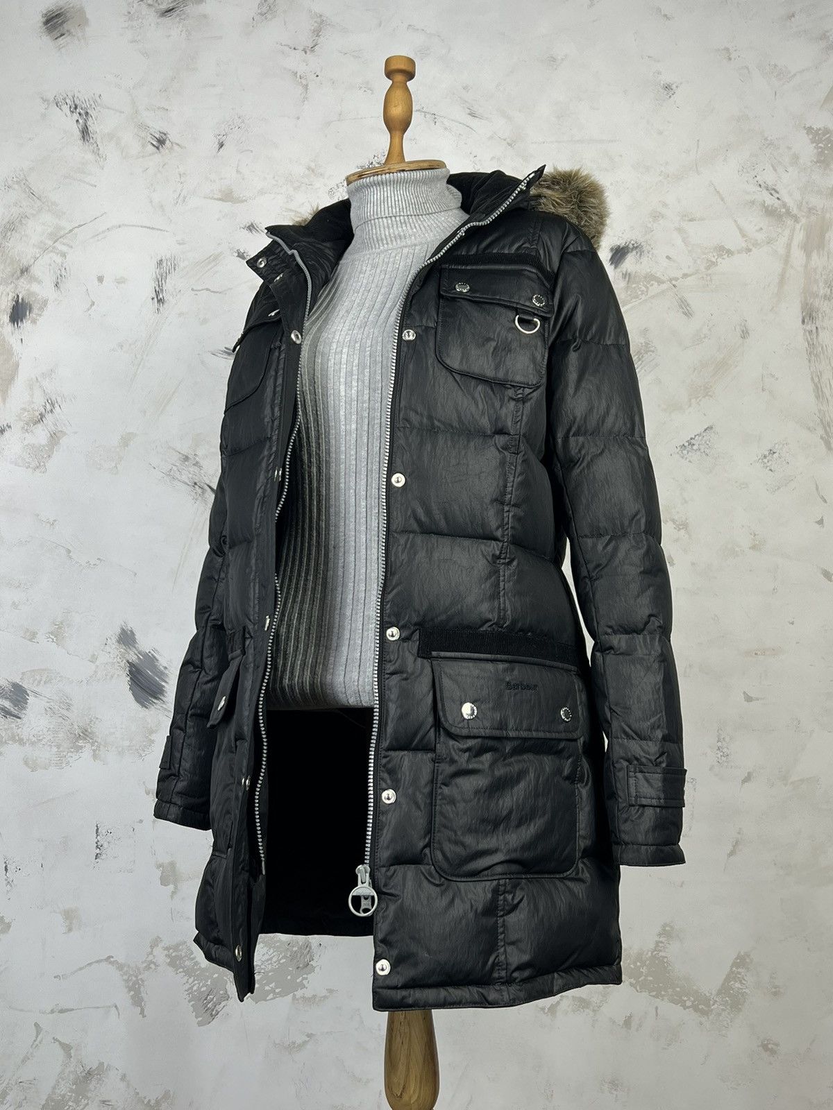 Barbour Vintage Barbour Artic Down Parka Fur Hood Size S - M 8 Size M / US 6-8 / IT 42-44 - 3 Thumbnail