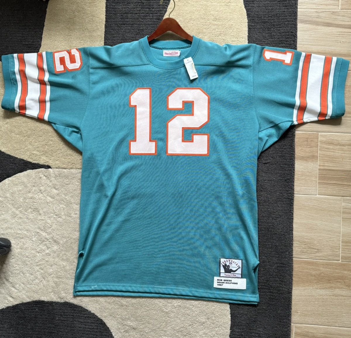 Mitchell & Ness Vintage Miami Dolphins knit jersey. Size US L / EU 52-54 / 3 - 4 Thumbnail