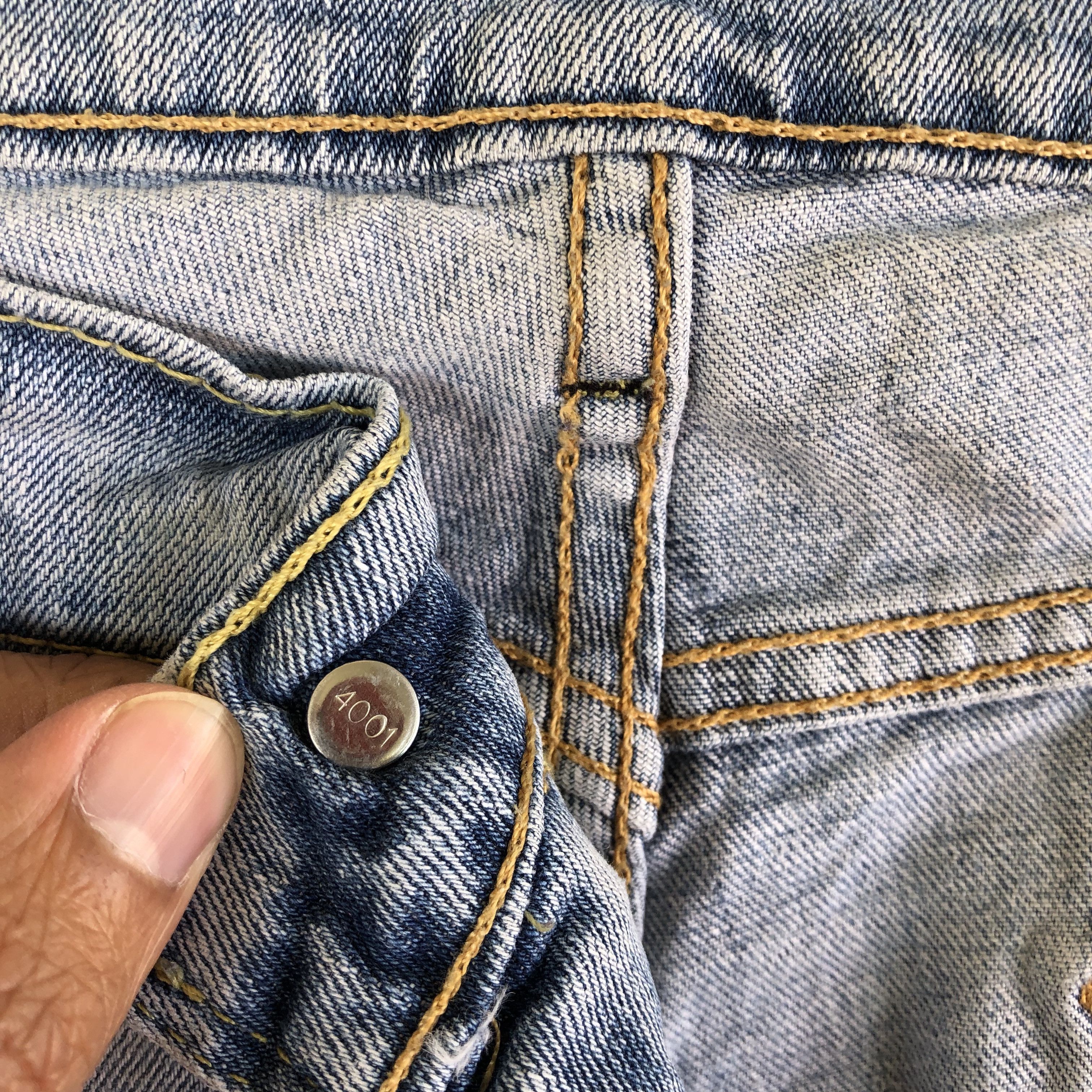 Levi's Vintage 90's Levis 505 Light Wash Jeans Faded Levis Denim Size US 34 / EU 50 - 6 Thumbnail