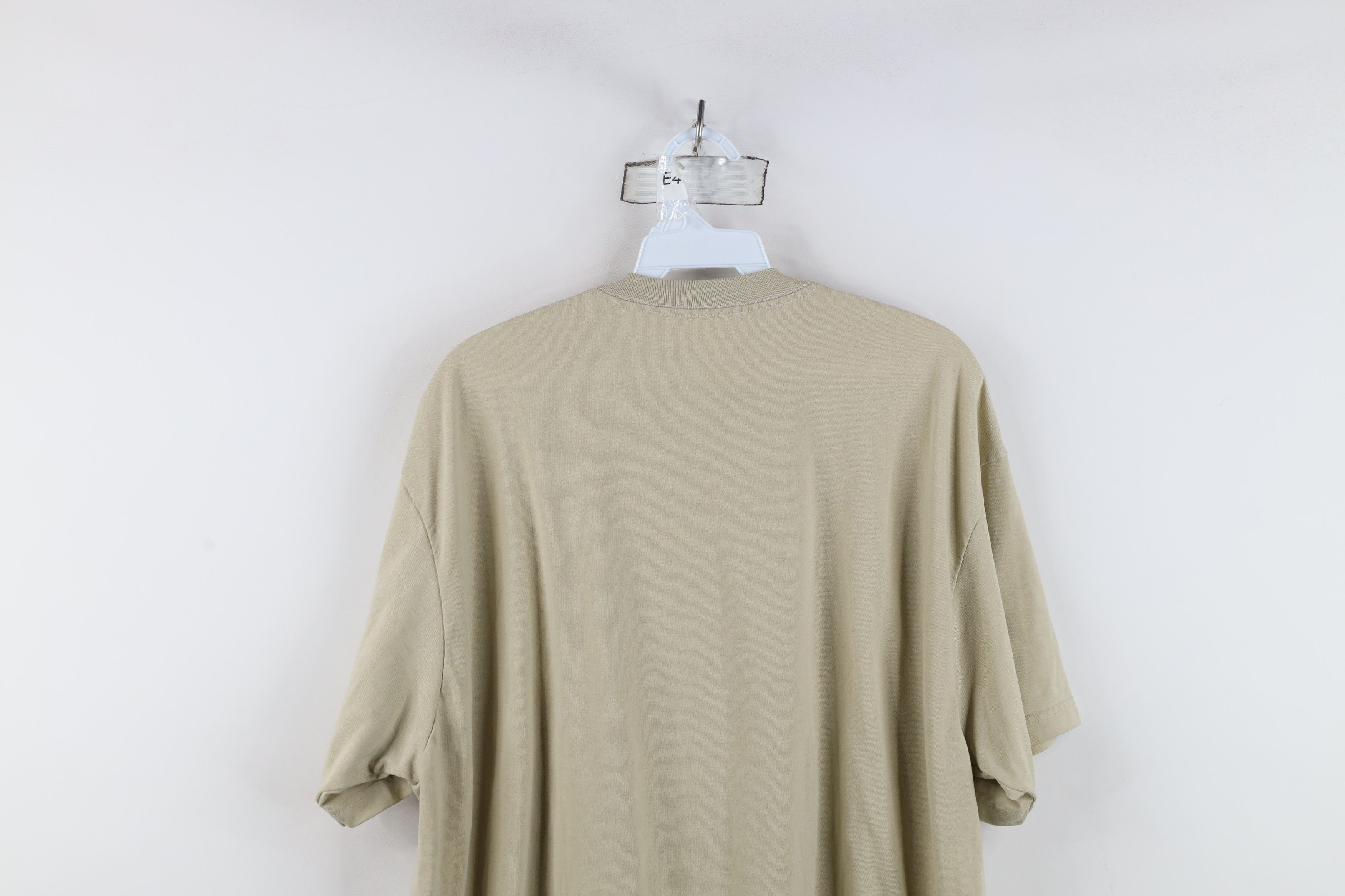Vintage Vintage 90s Streetwear Knit Short Sleeve T-Shirt Beige USA Size US XXL / EU 58 / 5 - 11 Thumbnail
