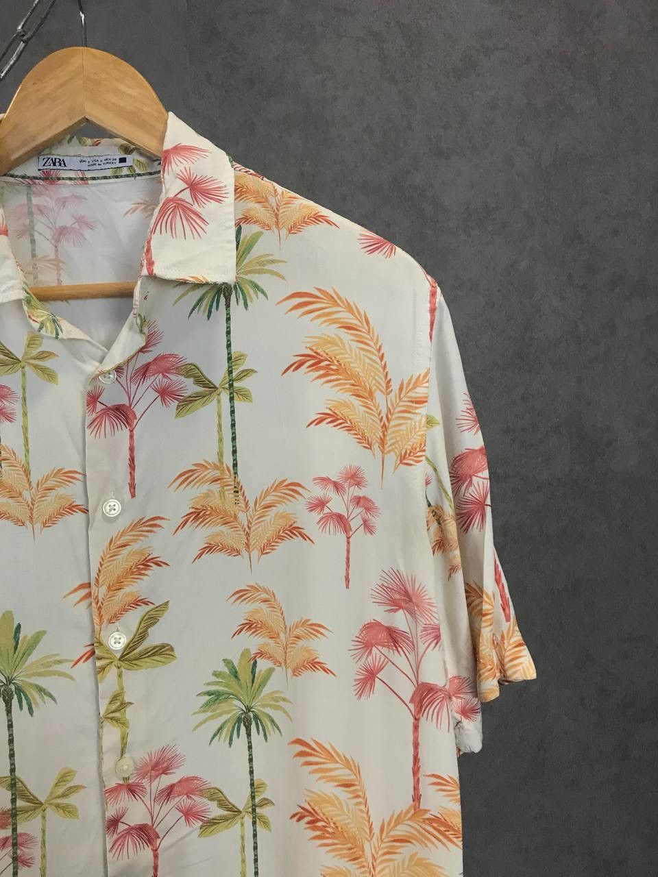 Zara Zara Man crazy Hawaiian art shirt Size US S / EU 44-46 / 1 - 2 Thumbnail