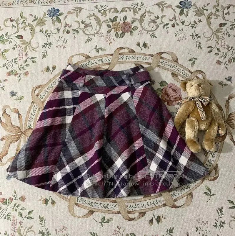 Burberry Burberry Purple Wool Women's Skirt. Size 23" - 5 Thumbnail
