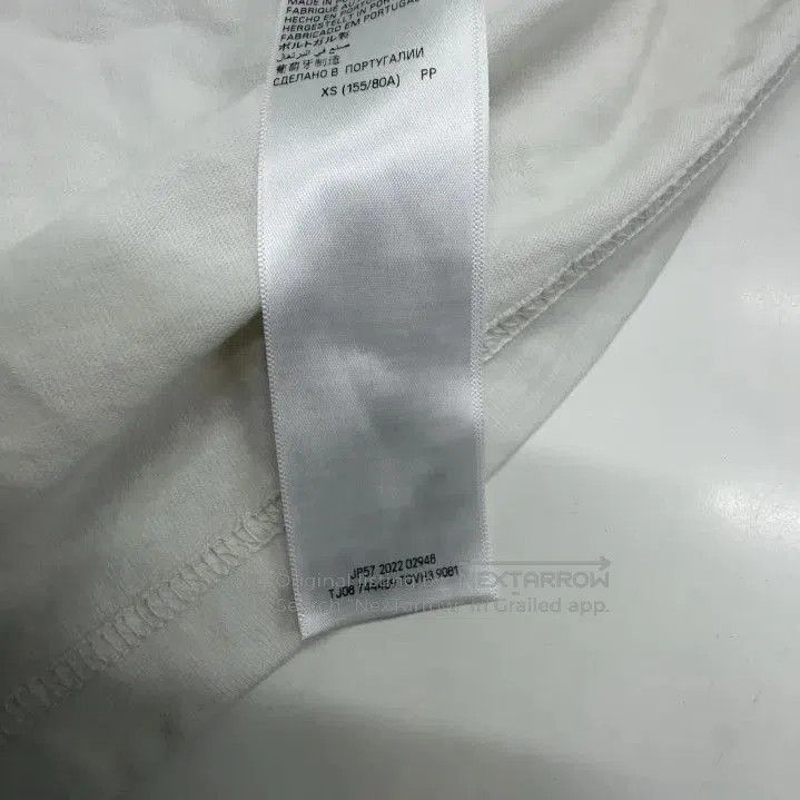 Balenciaga Balenciaga SS23 Heart Print Oversized T. Size US XS / EU 42 / 0 - 4 Thumbnail
