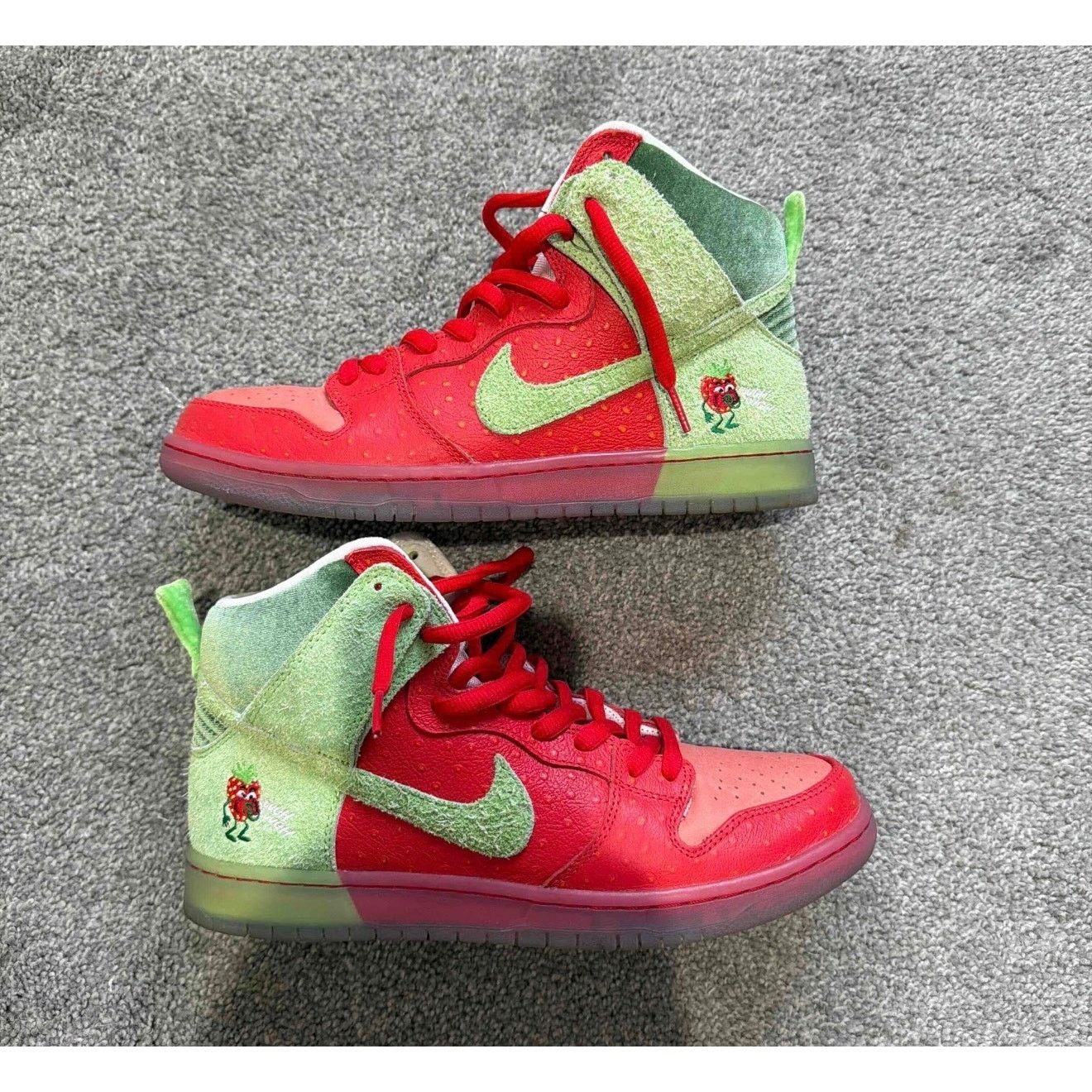 Nike Nike Dunk High SB Strawberry Cough CW7093-600 Size 10.5 Size US 10.5 / EU 43-44 - 6 Thumbnail