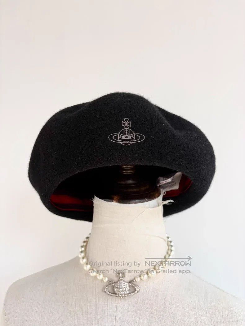 Vivienne Westwood Vivienne Westwood Black Saturn embroidered beret Size ONE SIZE - 1 Thumbnail