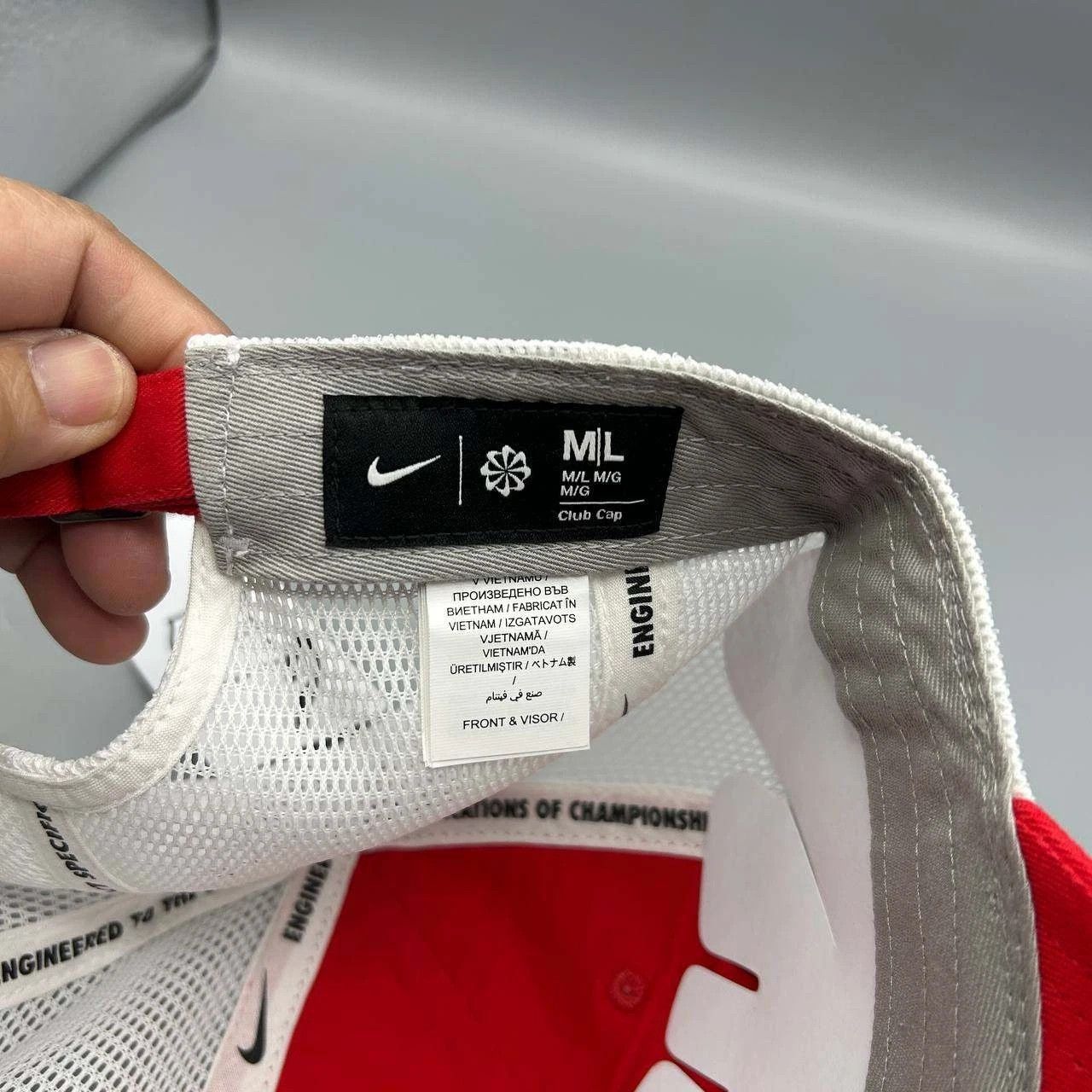Nike Georgia Bulldogs x Nike Club Trucker Hat Men M-L Strap Back Size ONE SIZE - 4 Thumbnail