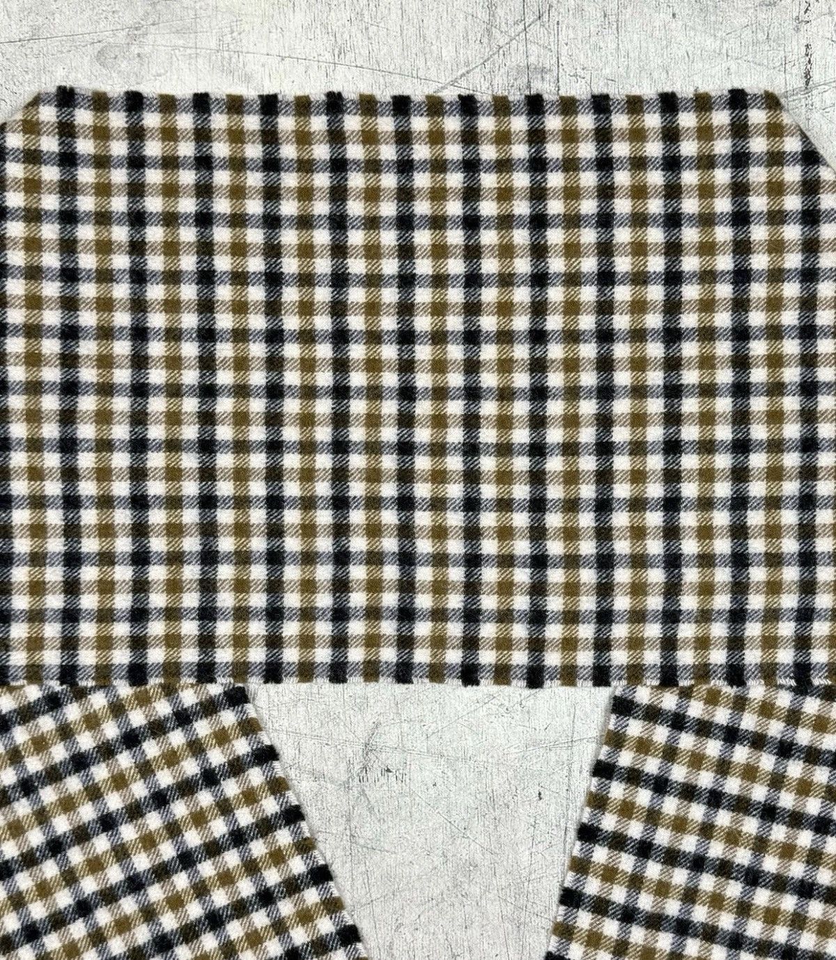 Aquascutum Aquascutum London Checkered 100% Lambs Wool Scarf England Size ONE SIZE - 7 Thumbnail