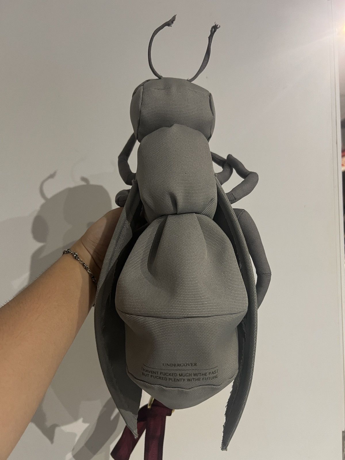 Jun Takahashi × Undercover FRIENDS AND FAMILY AW16 Undercover “Perfect Day” Wasp Bag Size ONE SIZE - 3 Thumbnail