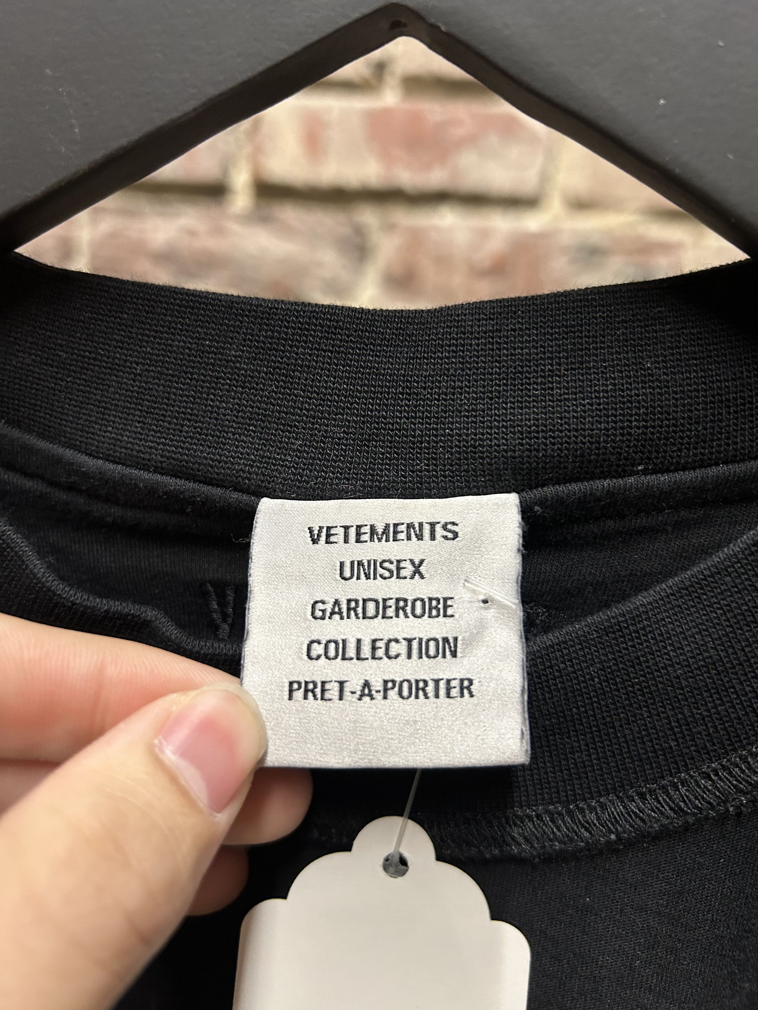 Vetements Vetements Inside Out Tee Size US XS / EU 42 / 0 - 5 Thumbnail