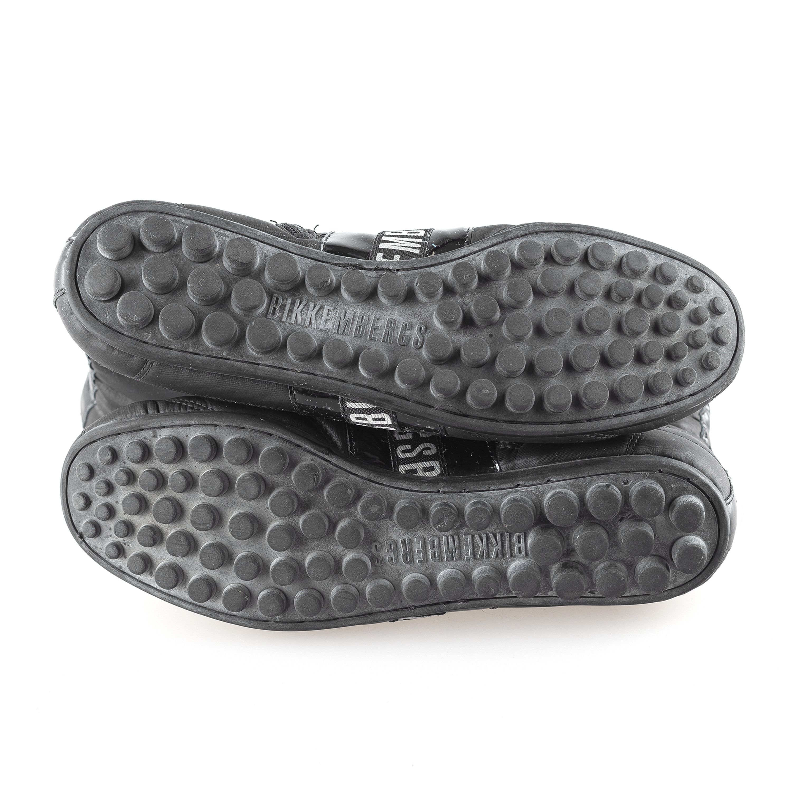 Dirk Bikkembergs Dirk Bikkembergs Black Football Vintage Boots (37 EU) Size US 6 / IT 36 - 8 Thumbnail