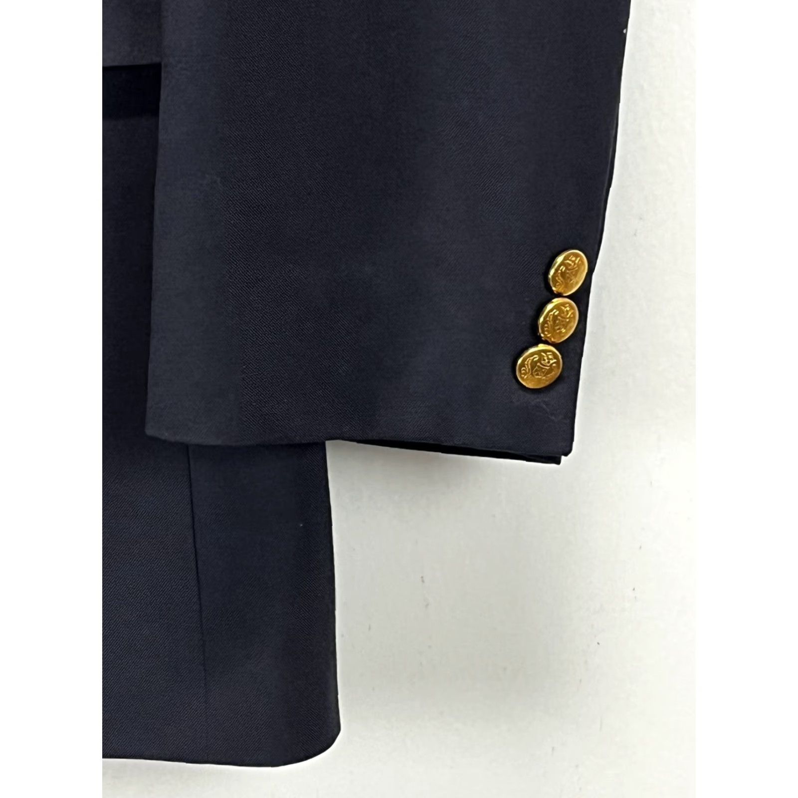 Hart Schaffner Marx VINTAGE Hart Schaffner Marx Blazer Mens 41L Navy Wool USA Gold Button Single-Breasted 2-Button Front Union Middle Size 42R - 4 Thumbnail