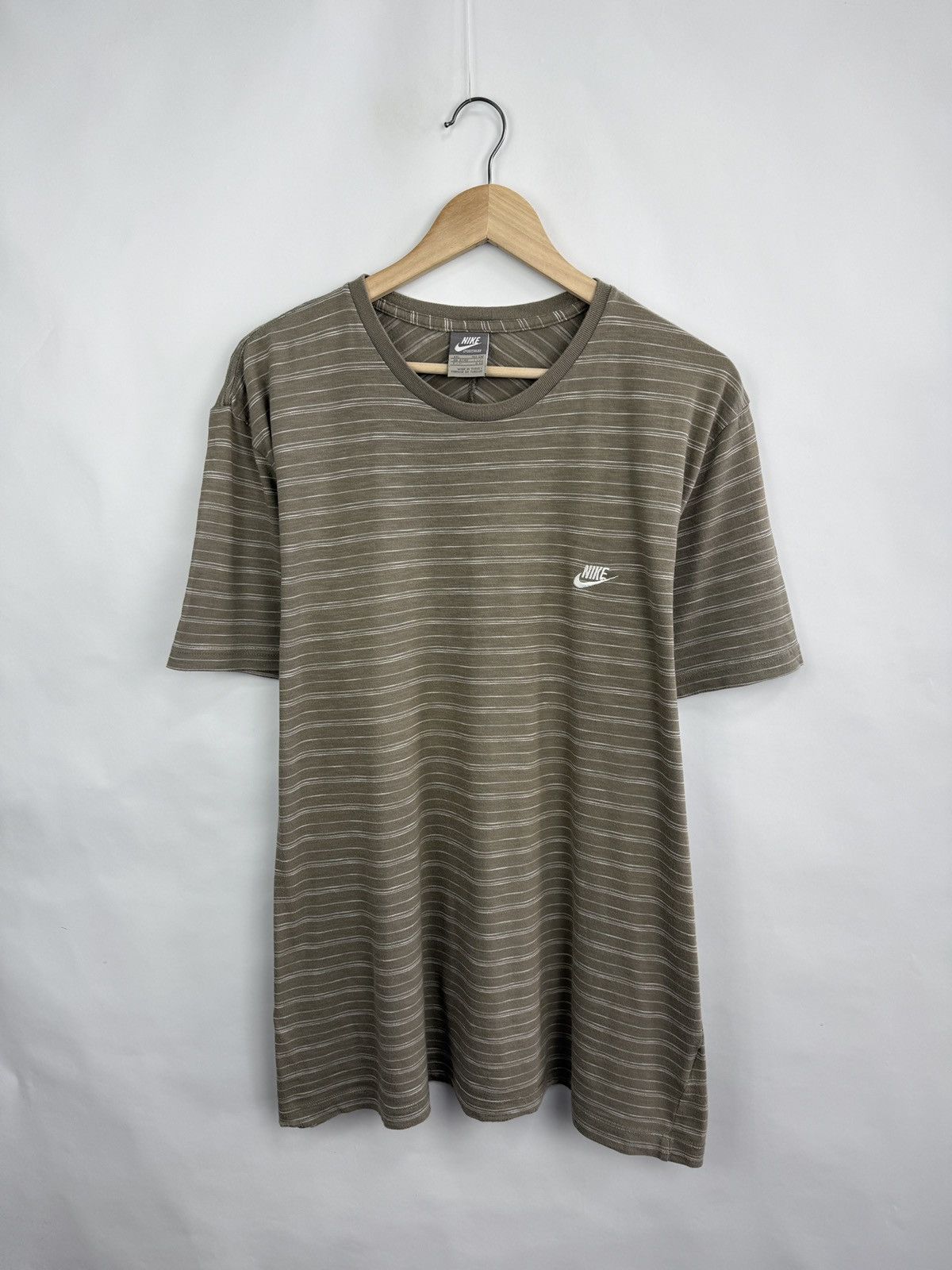 Nike 🇺🇸 Vintage Y2K Nike Athletic T-Shirt Rare Retro Hype Size US XXL / EU 58 / 5 - 2 Thumbnail
