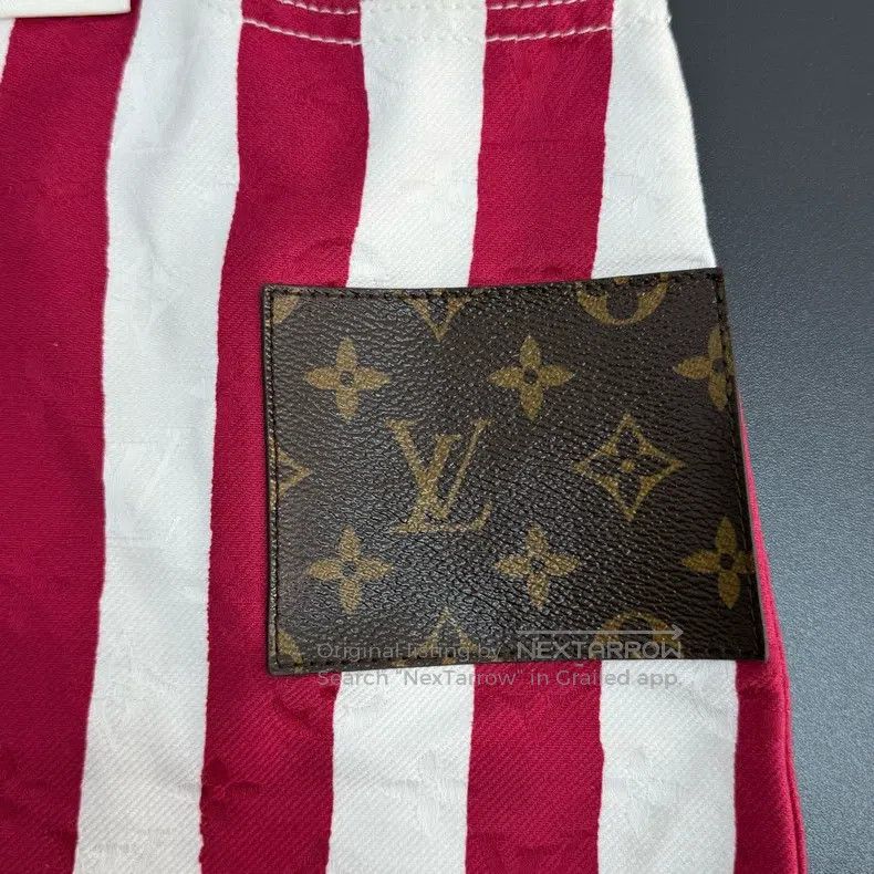 Louis Vuitton Louis Vuitton Burgundy vertical pattern presbyopic leather Size US 36 / EU 52 - 7 Thumbnail